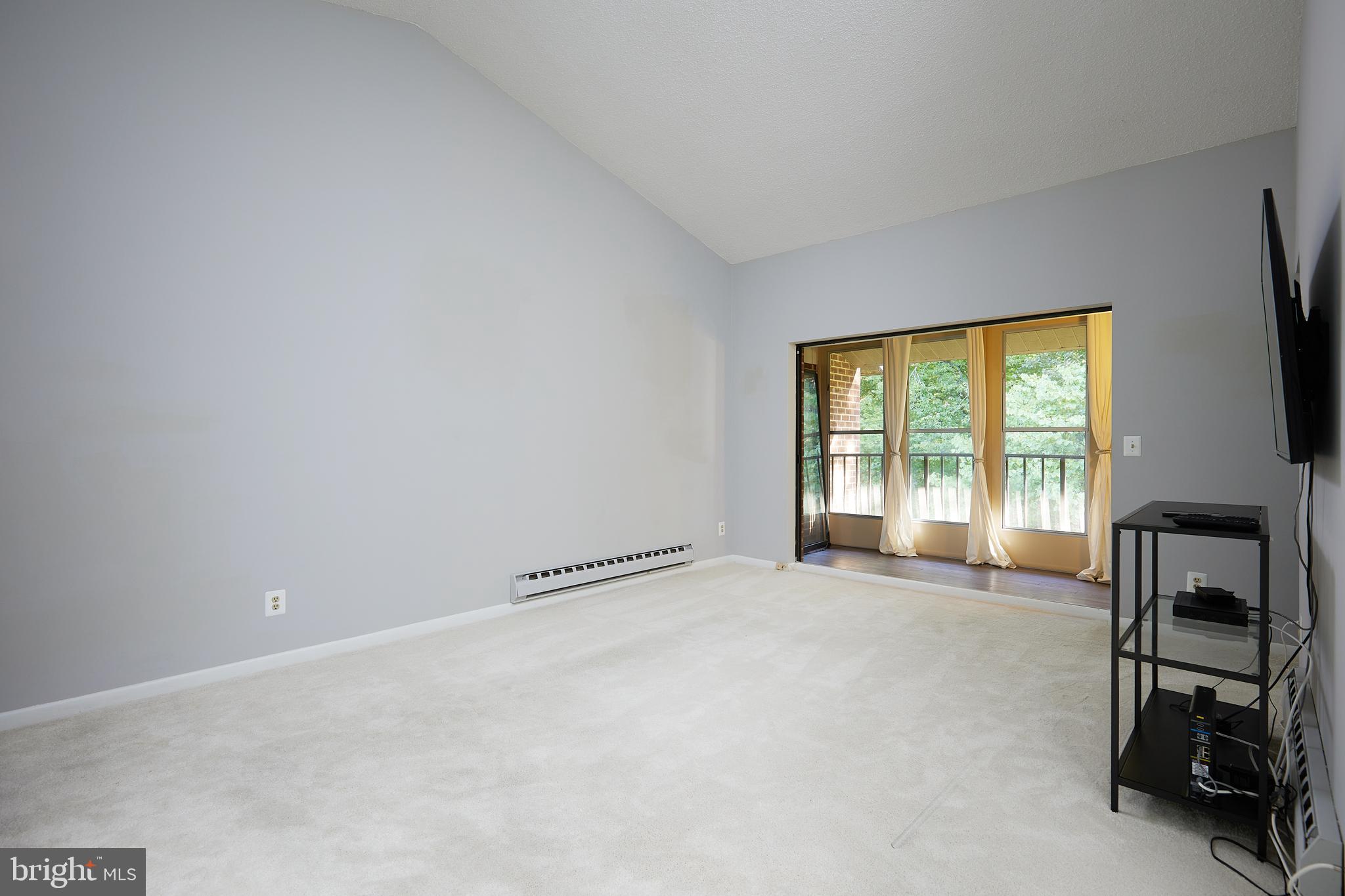 LEISURE WORLD - Residential