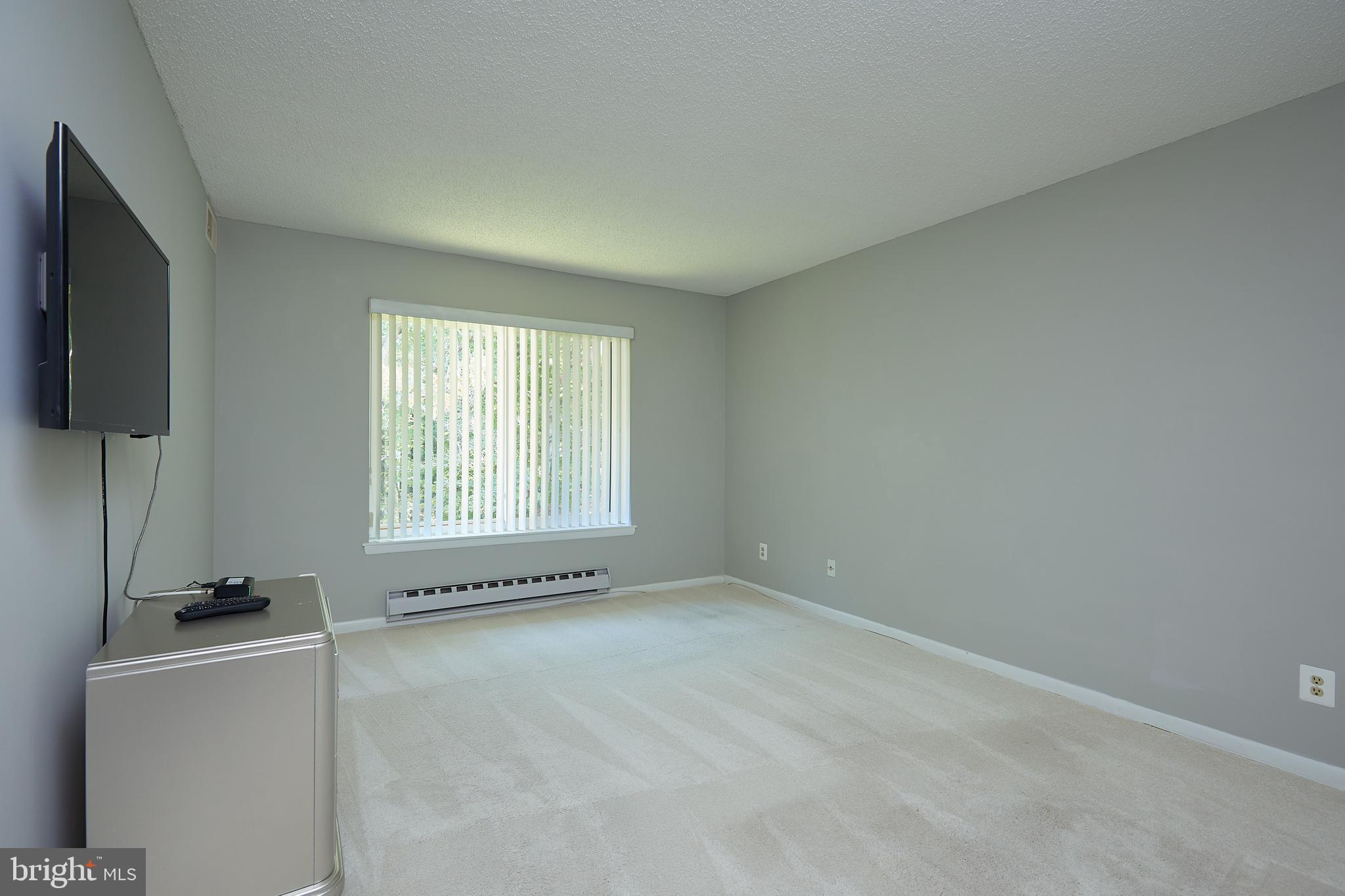 LEISURE WORLD - Residential