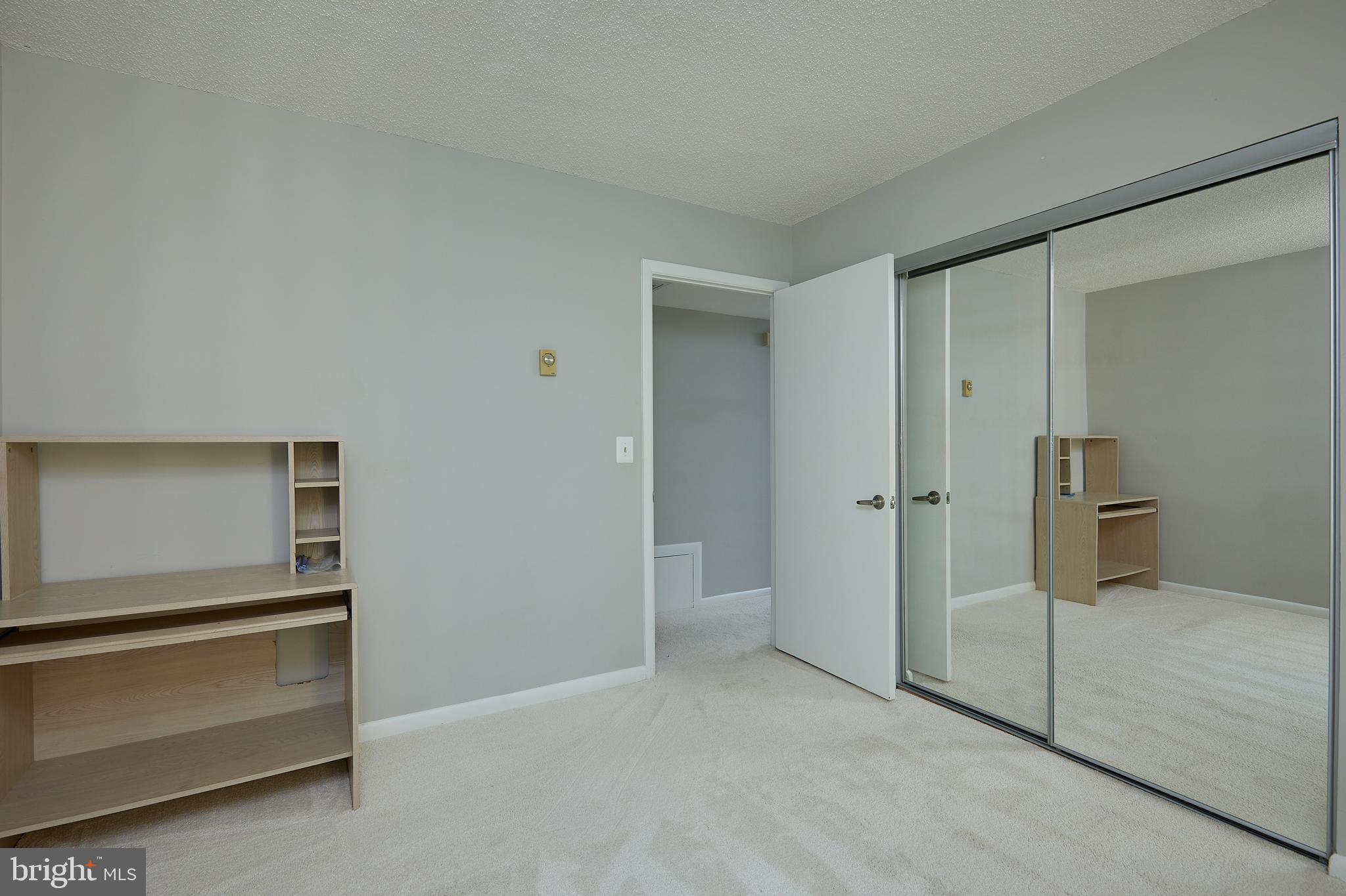 LEISURE WORLD - Residential