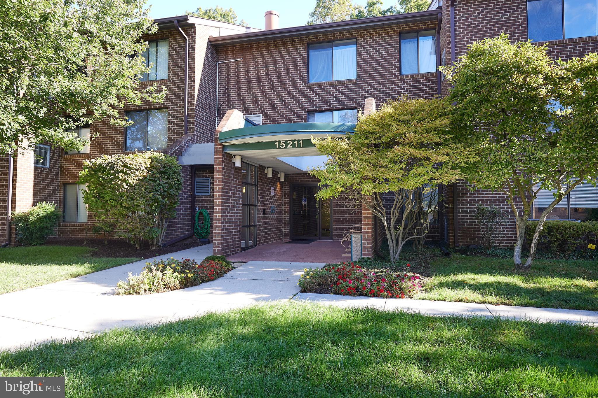 LEISURE WORLD - Residential