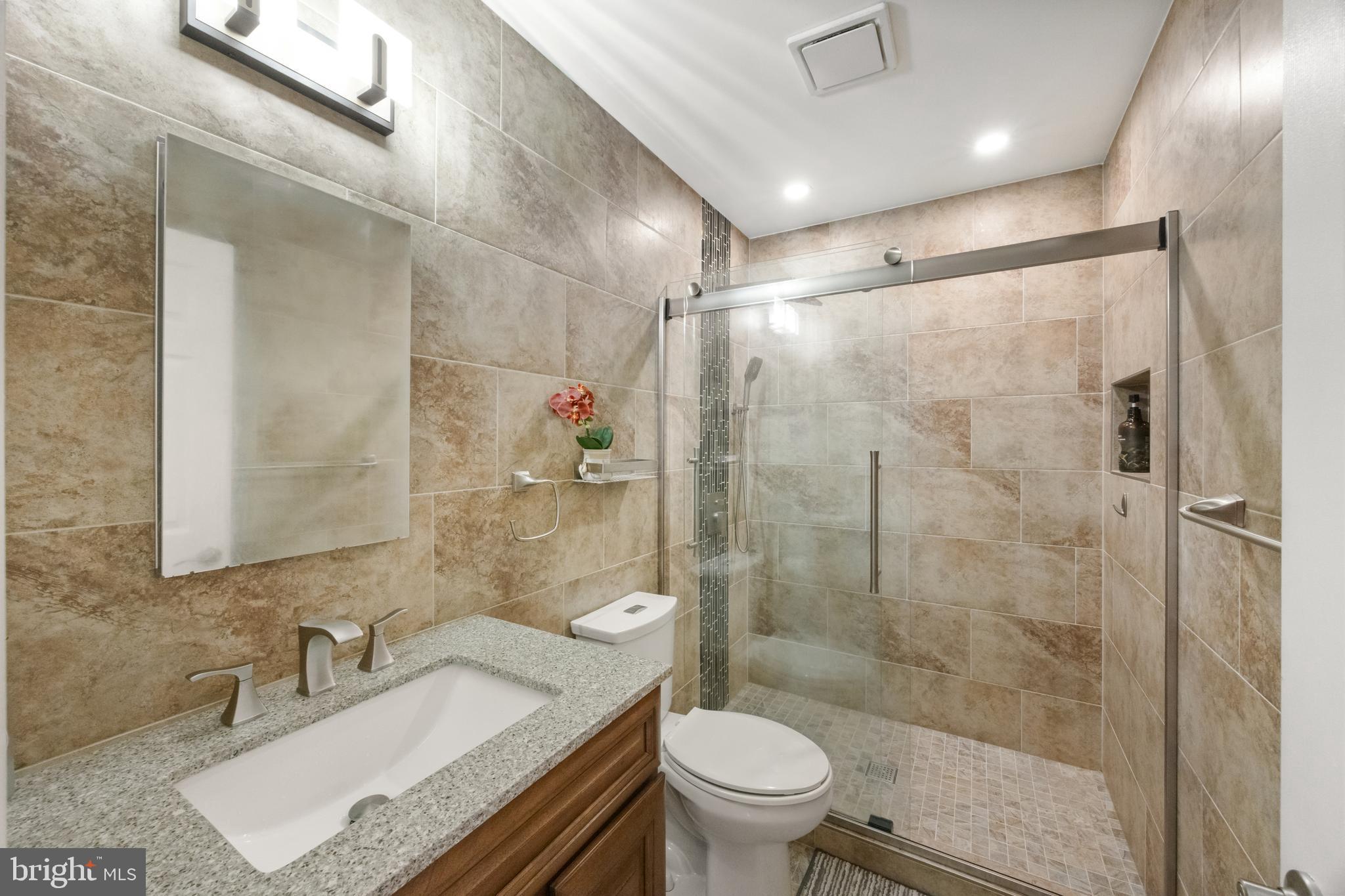 PHILADELPHIA (NORTHEAST) - Residential