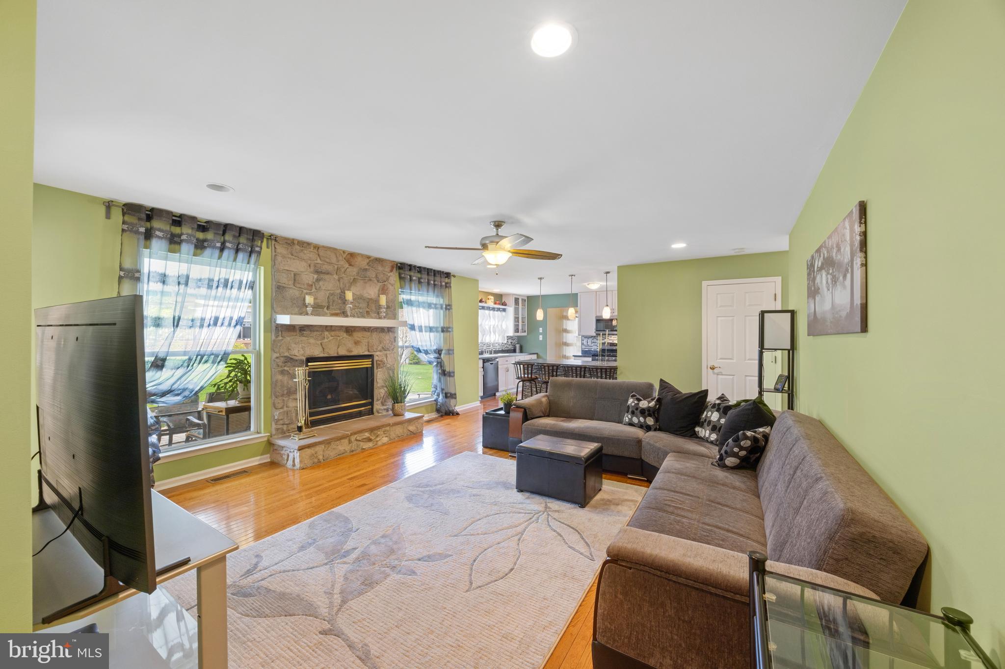 PHILADELPHIA (NORTHEAST) - Residential