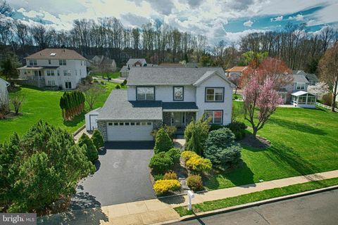 Photo of 500 Ridgerun Lane, PHILADELPHIA, PA 19111 (MLS # PAPH2605008)