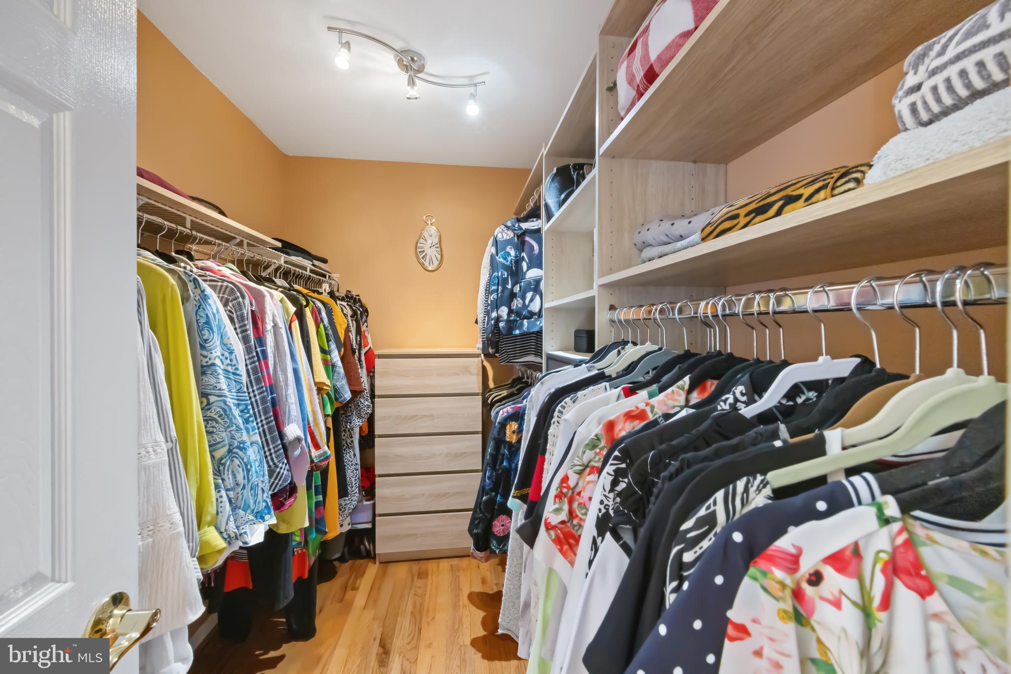 PHILADELPHIA (NORTHEAST) - Residential