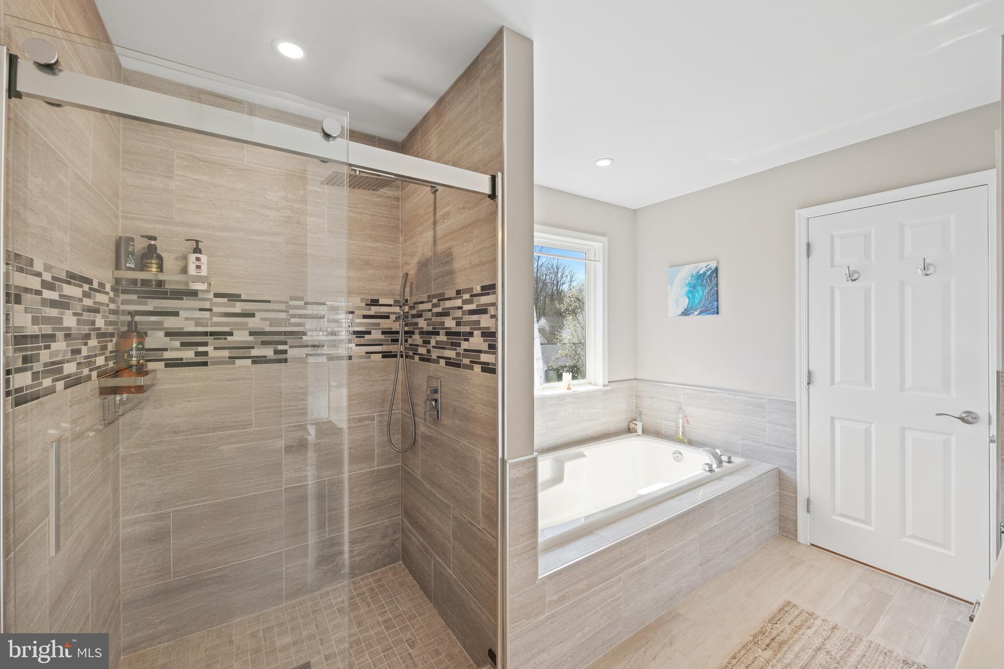 PHILADELPHIA (NORTHEAST) - Residential