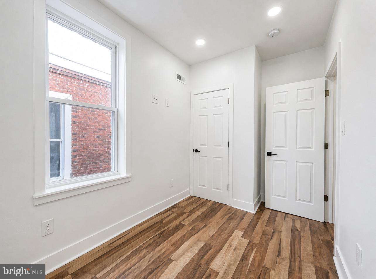 PARKSIDE - Residential
