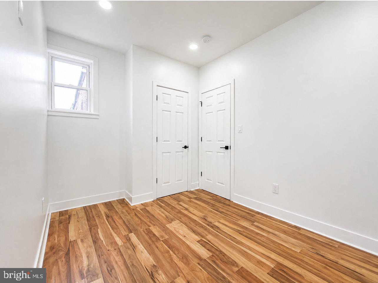 PARKSIDE - Residential