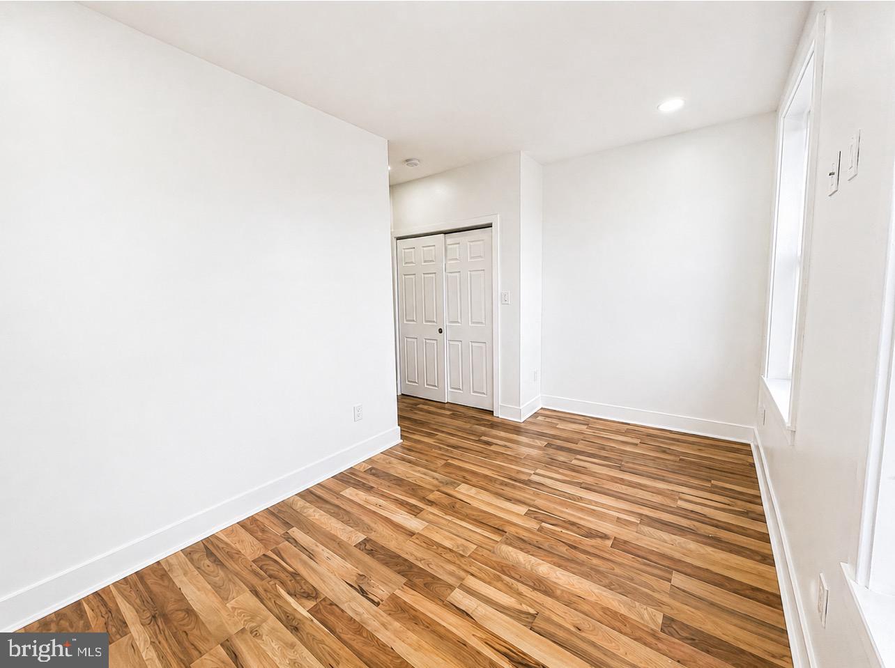 PARKSIDE - Residential