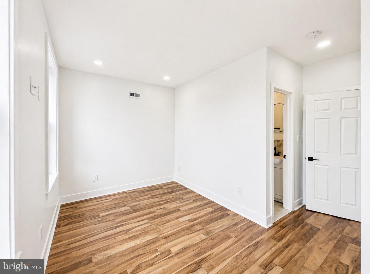 PARKSIDE - Residential