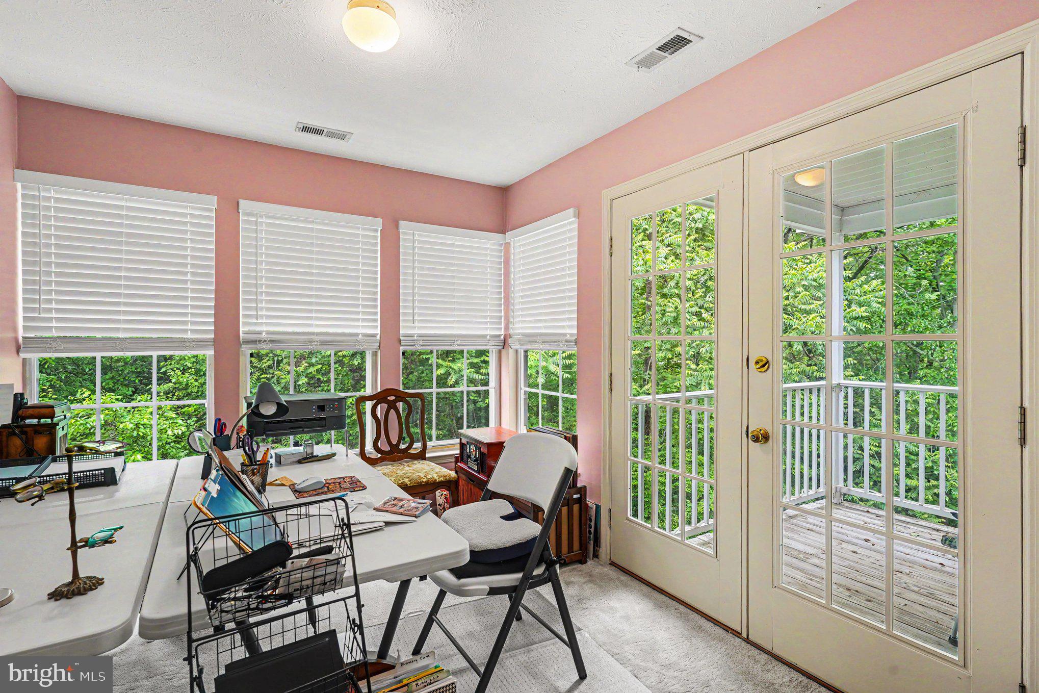 BRENTWOOD MANOR - Residential