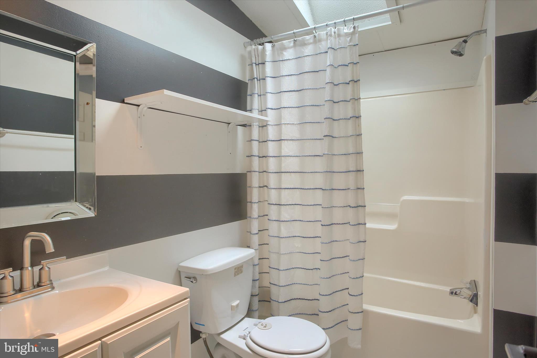 WILLIAMS GROVE MHP - Residential