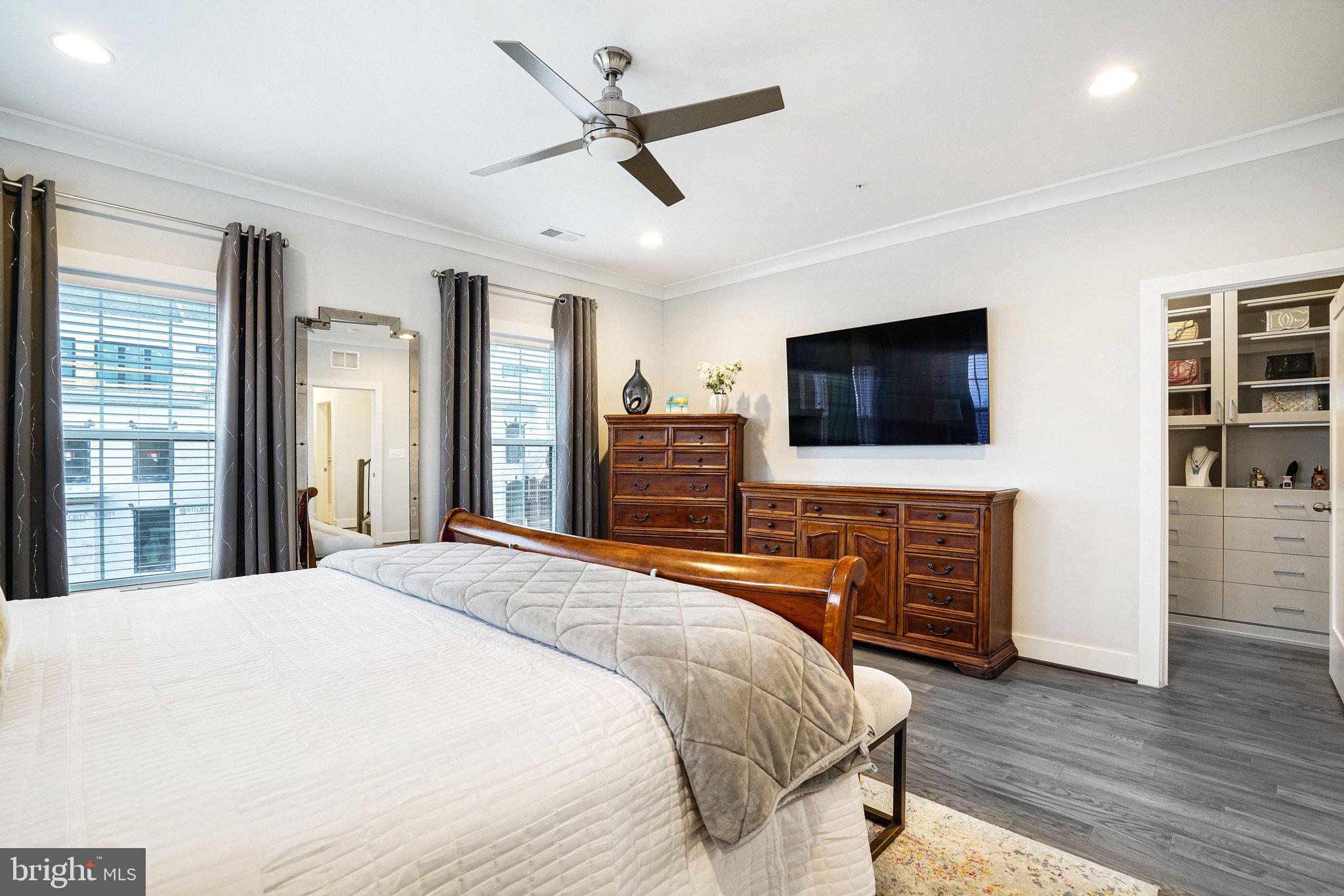 POTOMAC OVERLOOK AT NATIONAL HARBOR - Residential