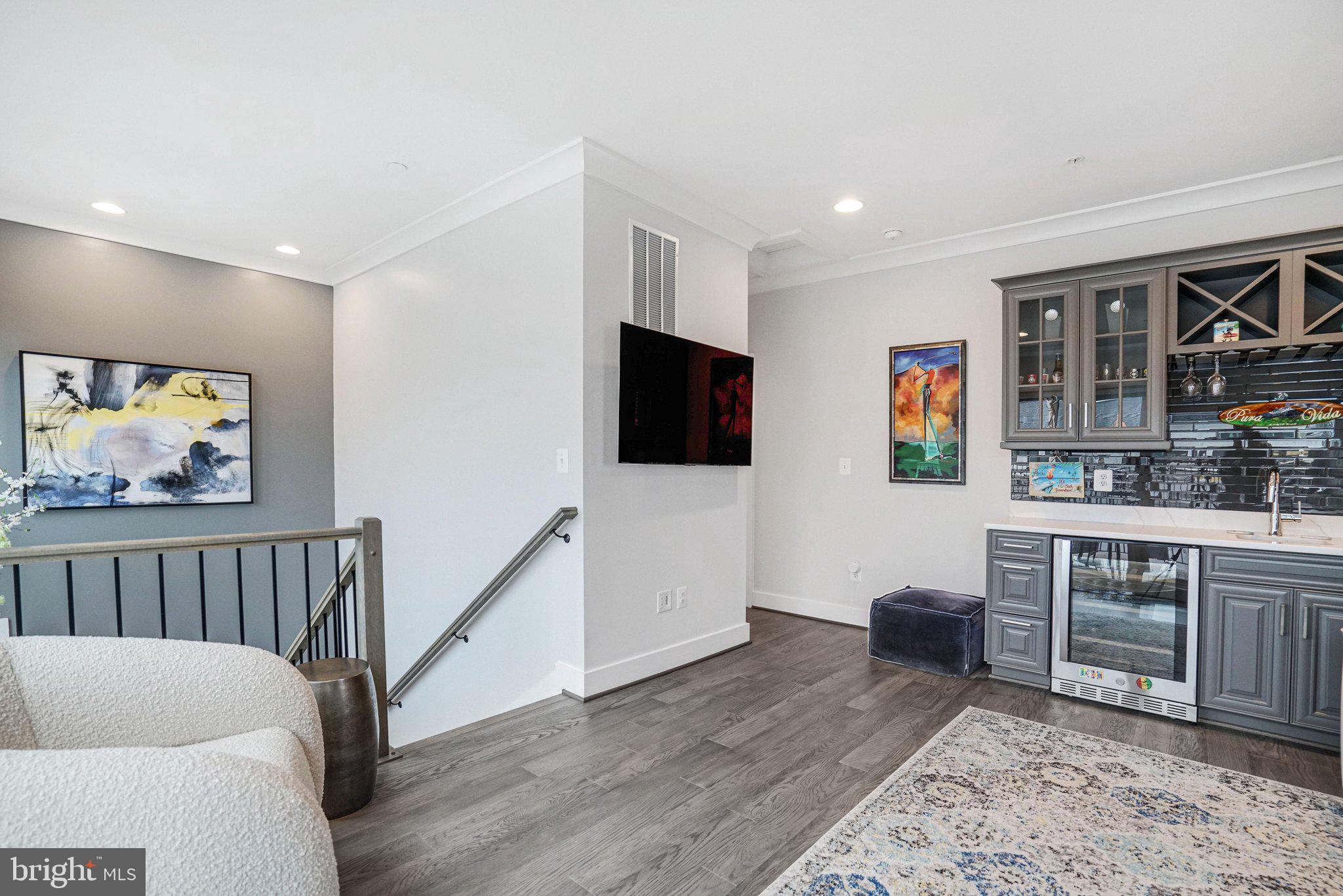 POTOMAC OVERLOOK AT NATIONAL HARBOR - Residential