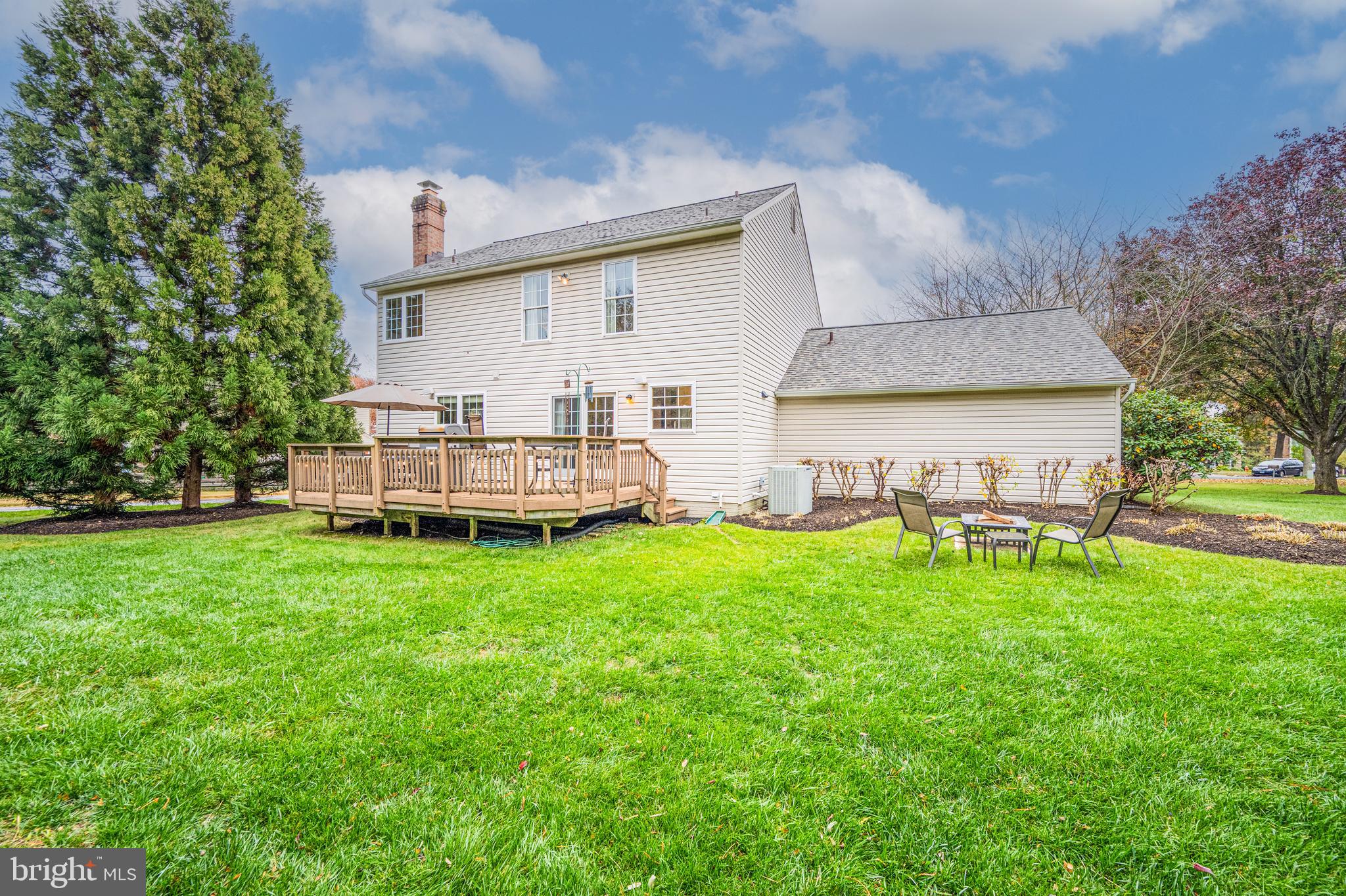 MARKET SQUARE SOUTH - Residential