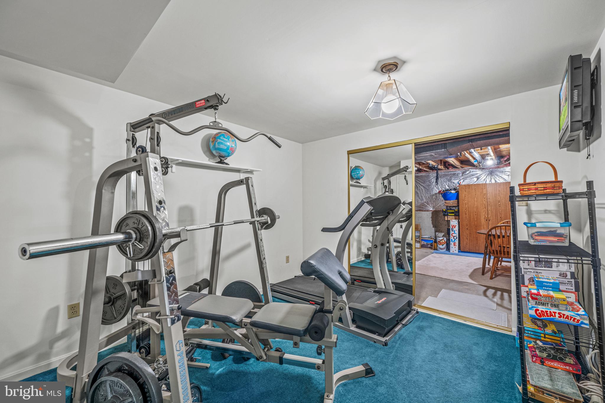 MARKET SQUARE SOUTH - Residential