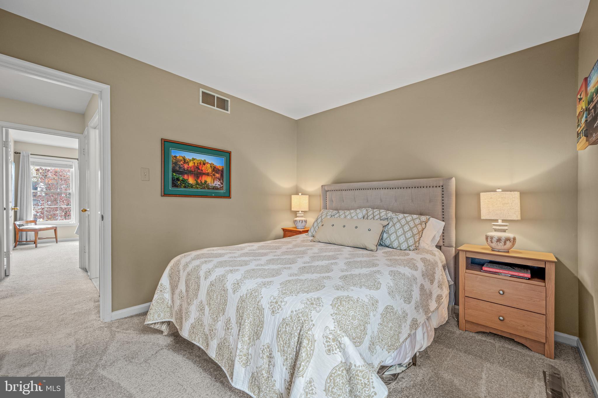 MARKET SQUARE SOUTH - Residential