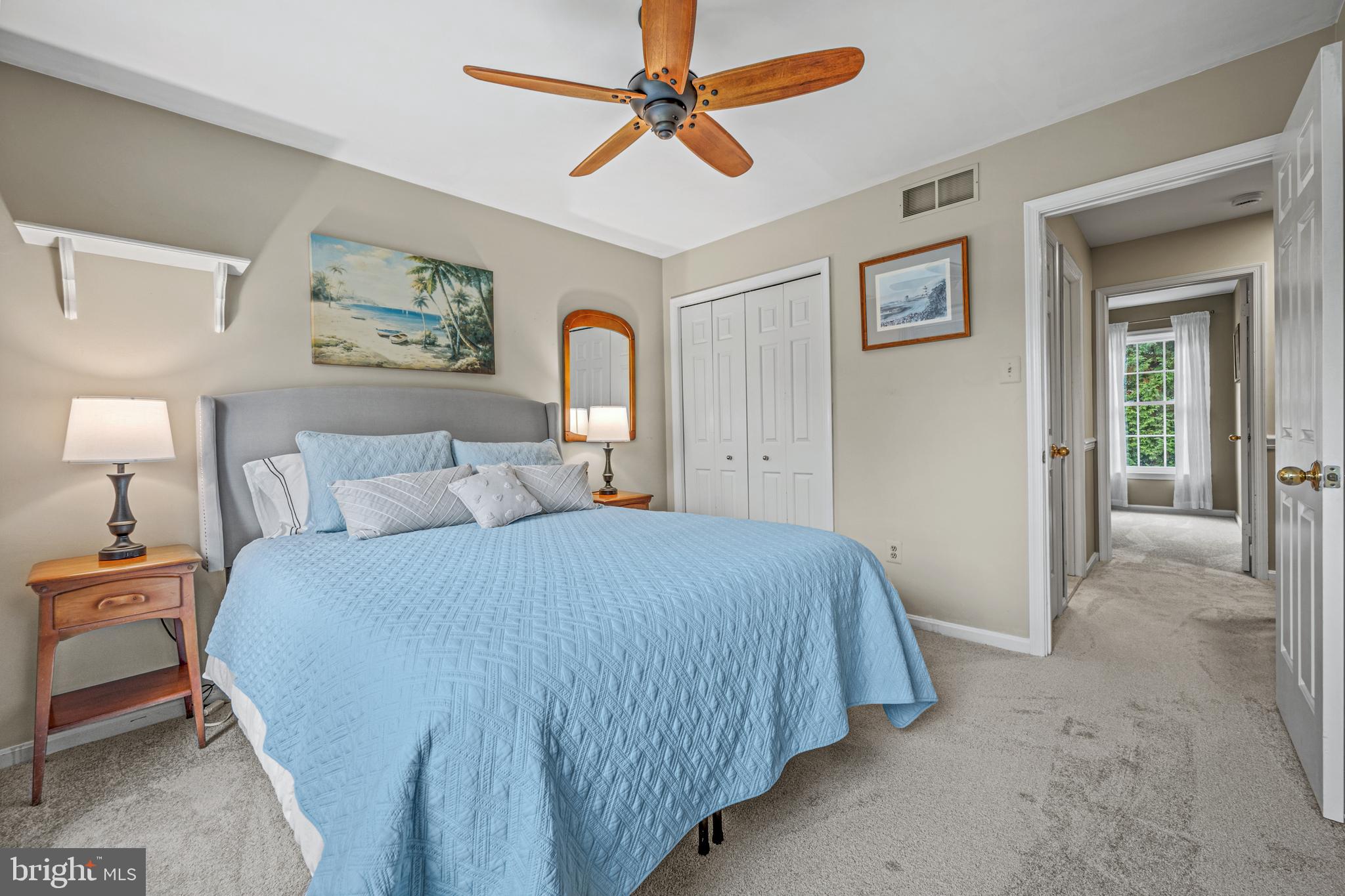 MARKET SQUARE SOUTH - Residential