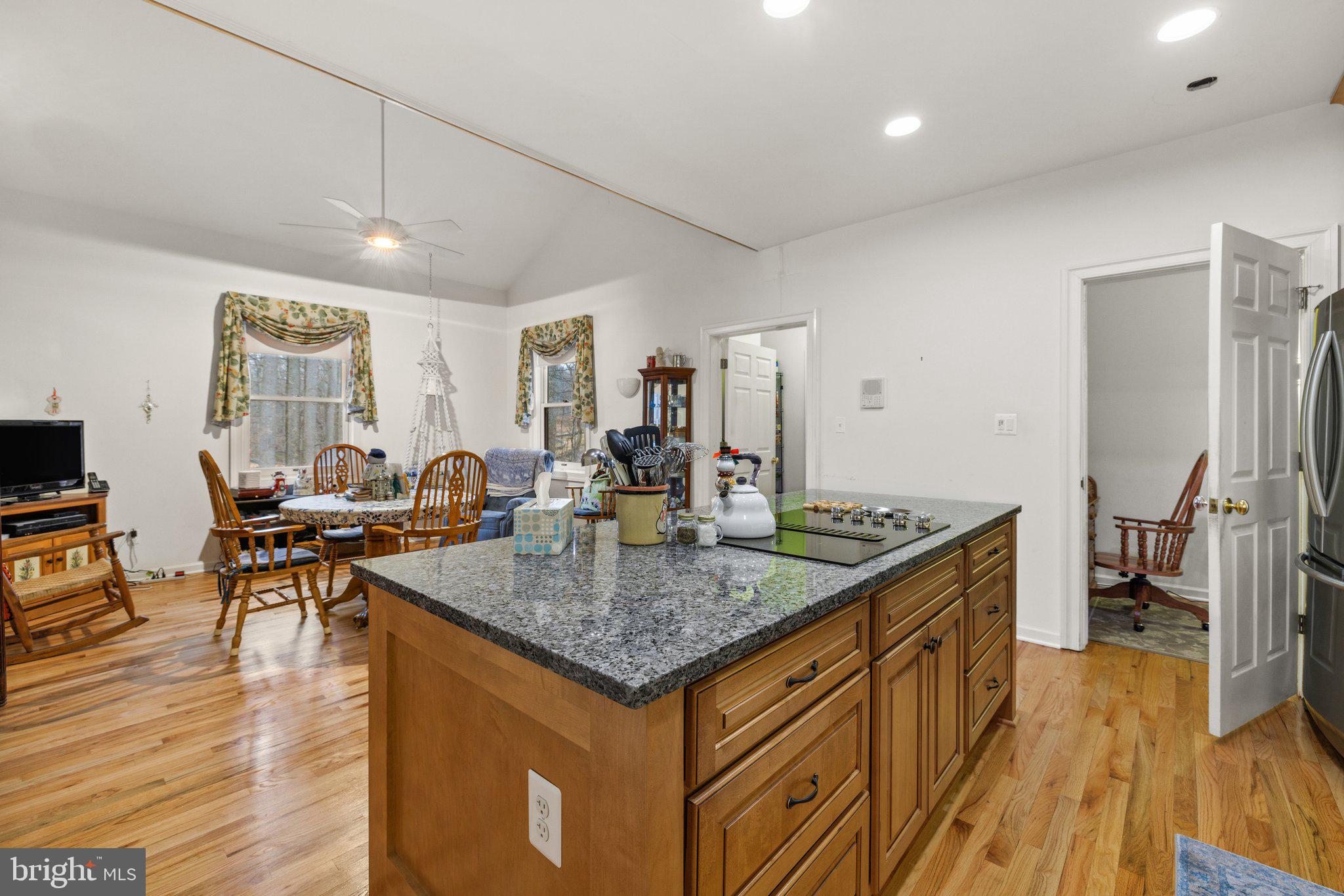 SNOW HILL - Residential