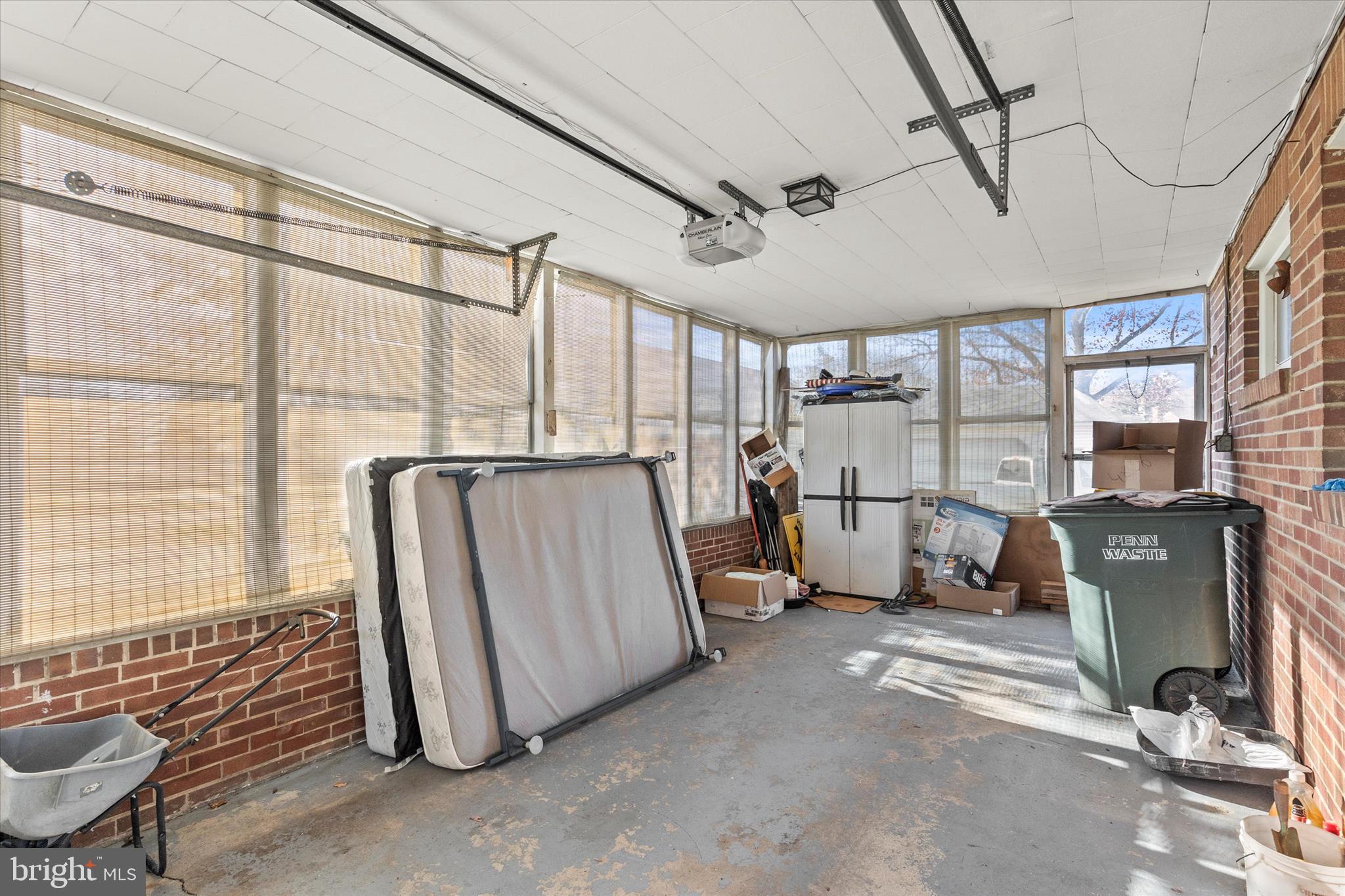 SPRINGETTSBURY TWP - Residential