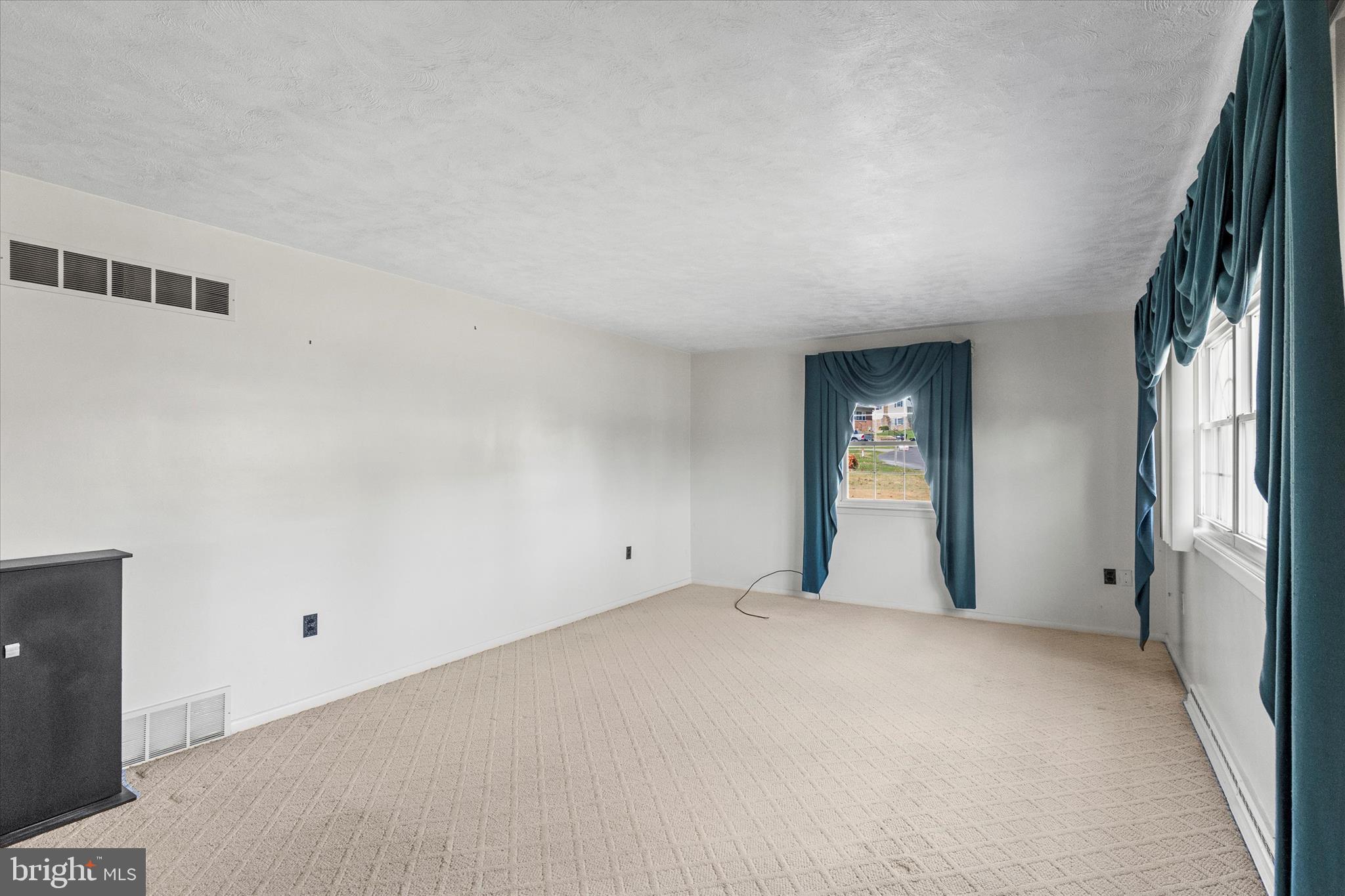 SPRINGETTSBURY TWP - Residential