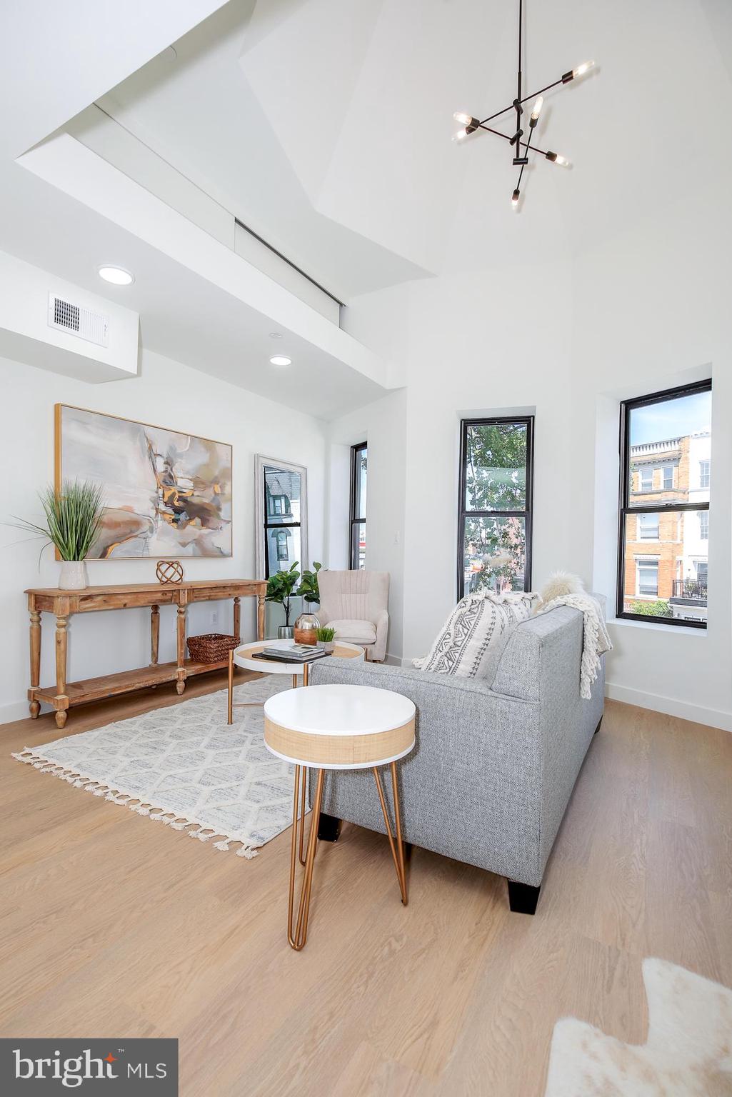 304 FLORIDA AVENUE NW 1