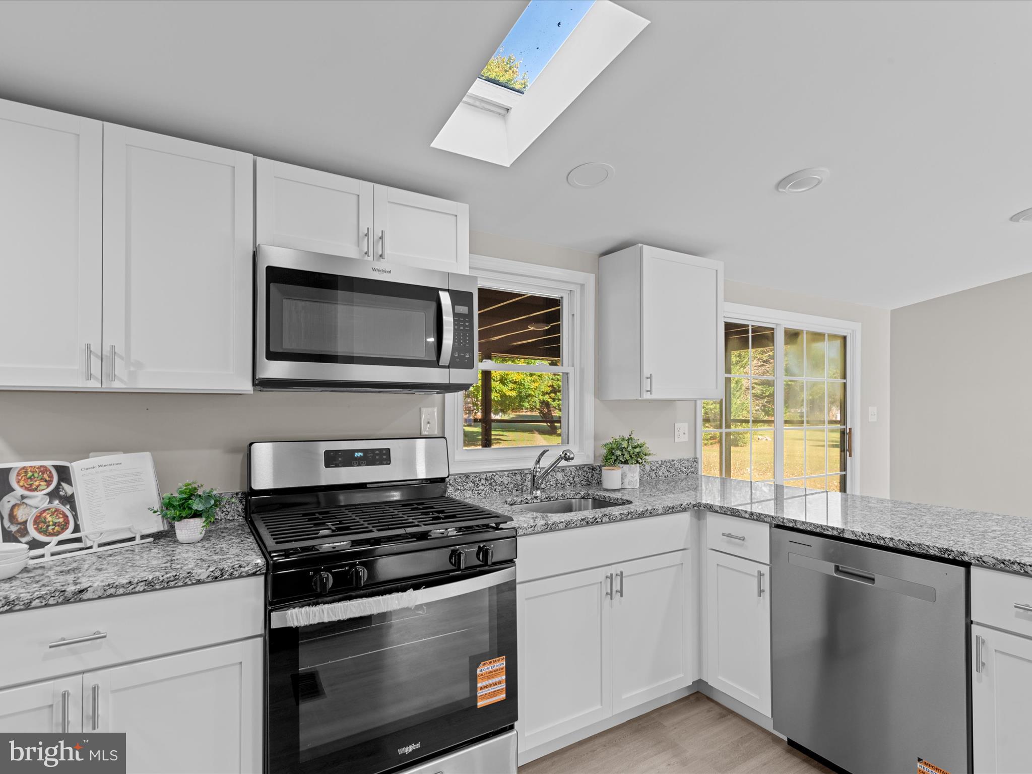 RIVER BREEZE - Residential