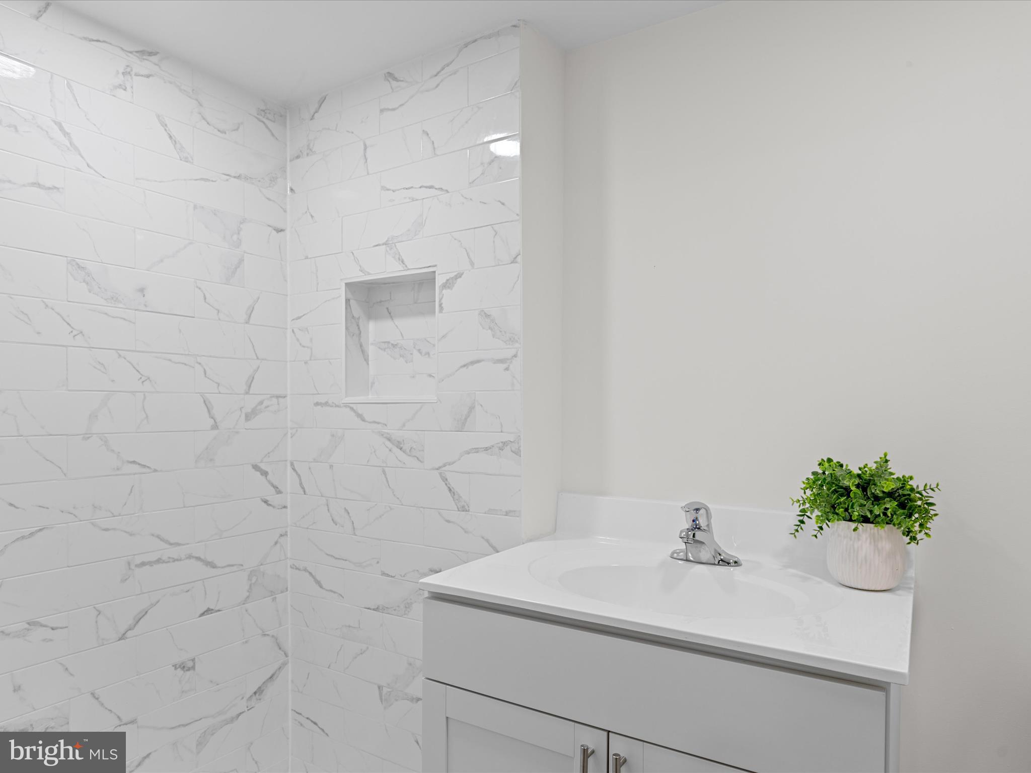 RIVER BREEZE - Residential