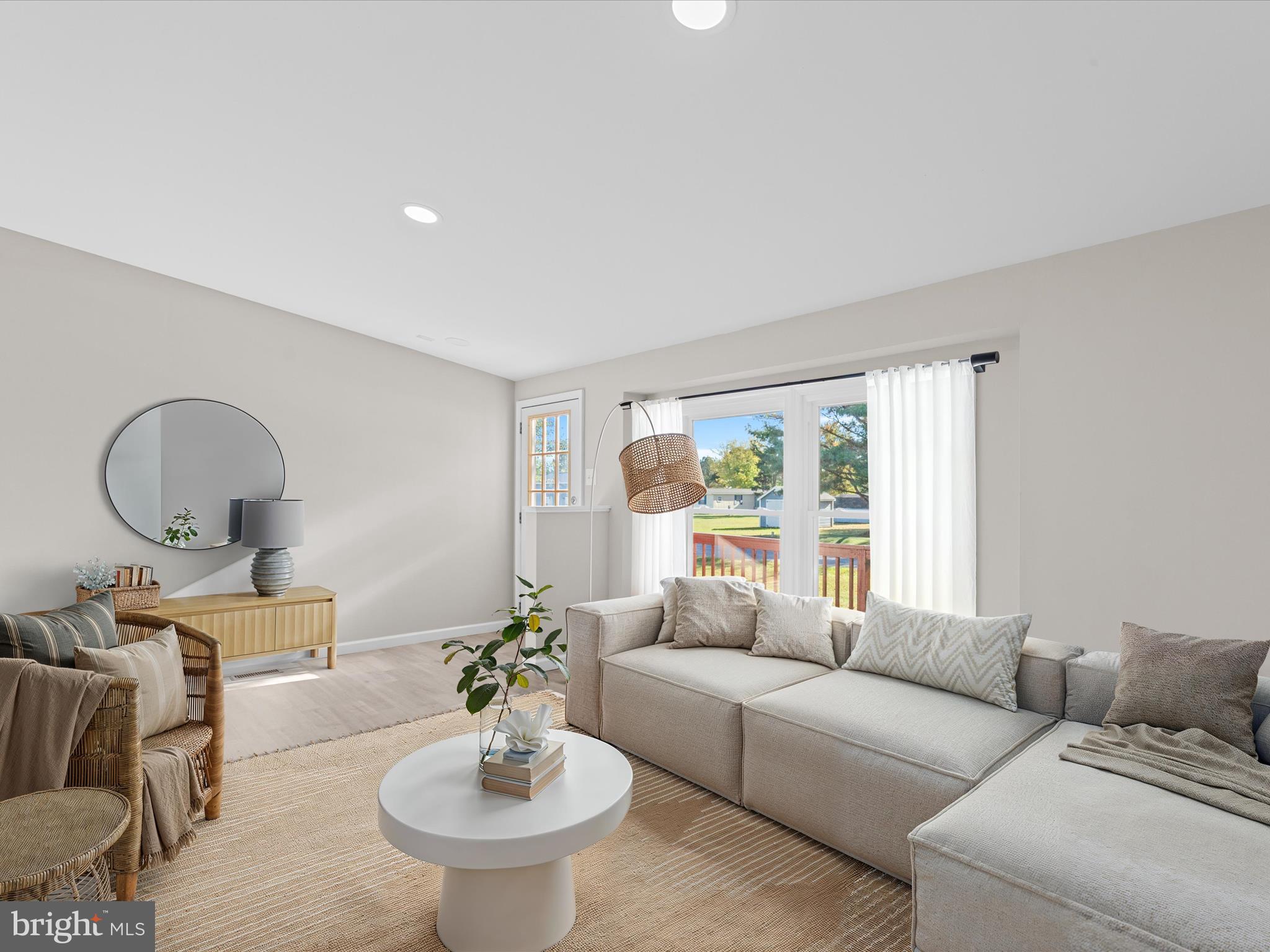 RIVER BREEZE - Residential