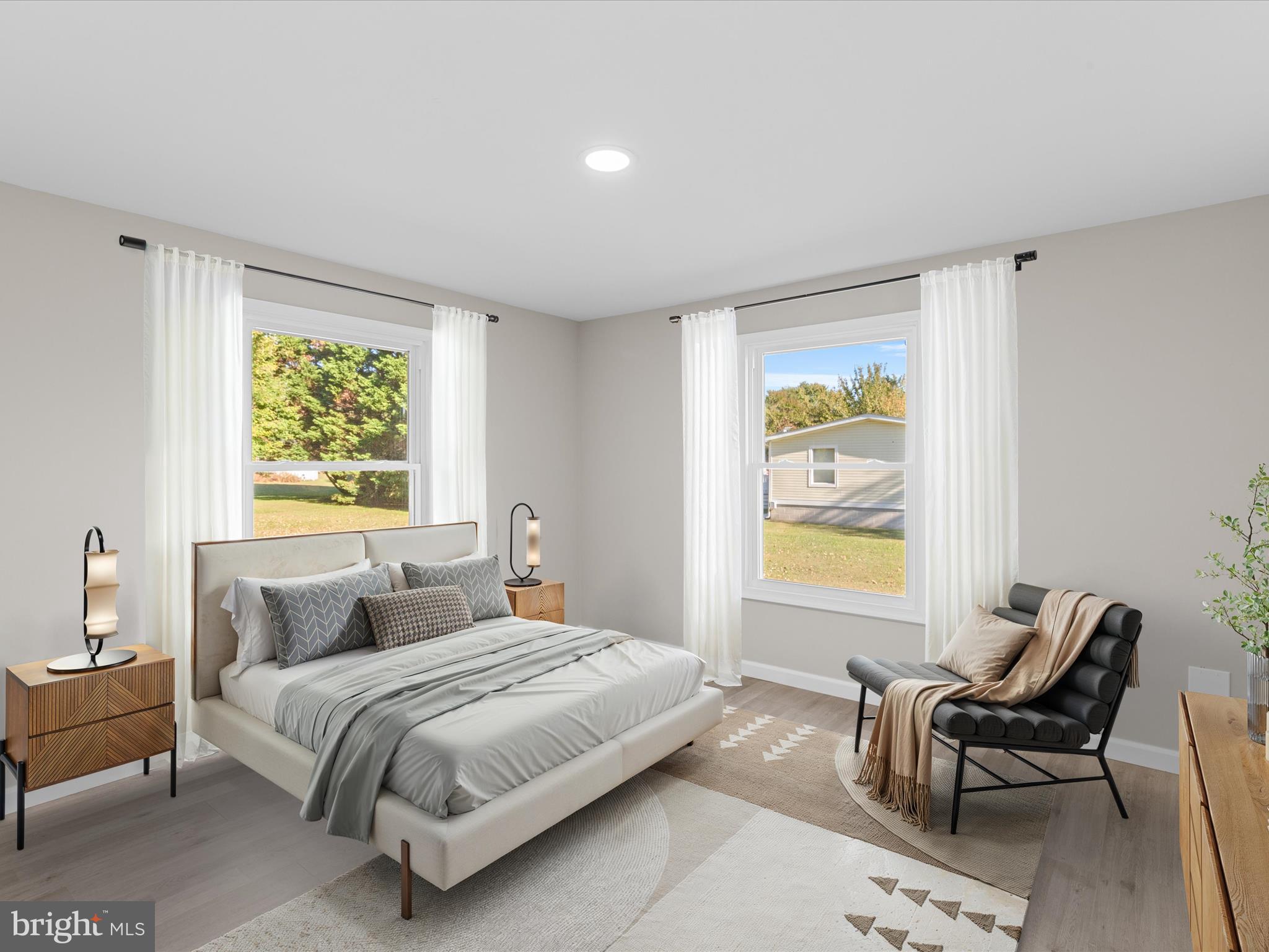 RIVER BREEZE - Residential