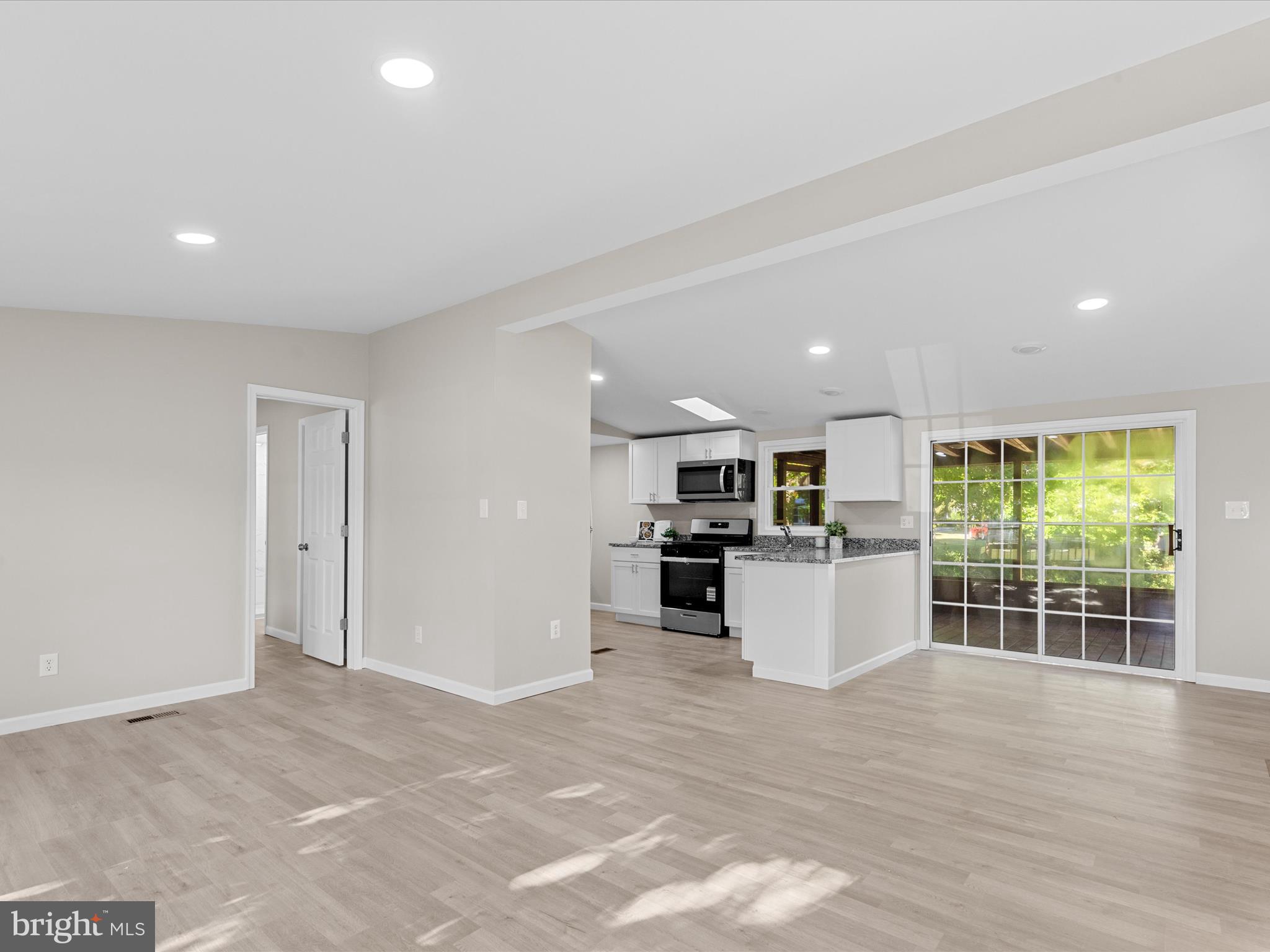 RIVER BREEZE - Residential