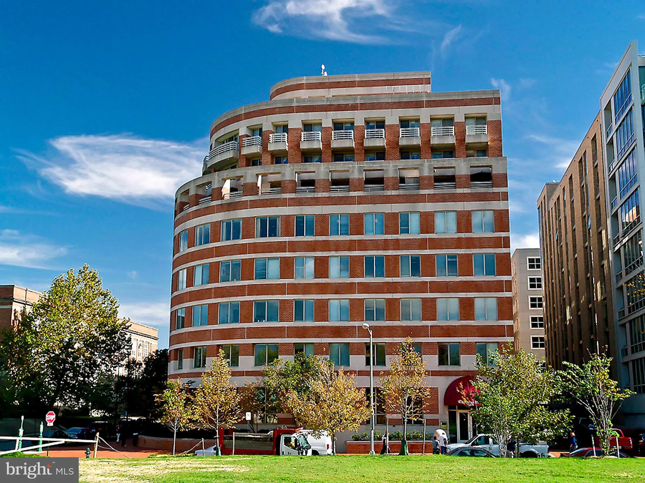 1275 25th St NW Unit 607, Washington, DC 20037