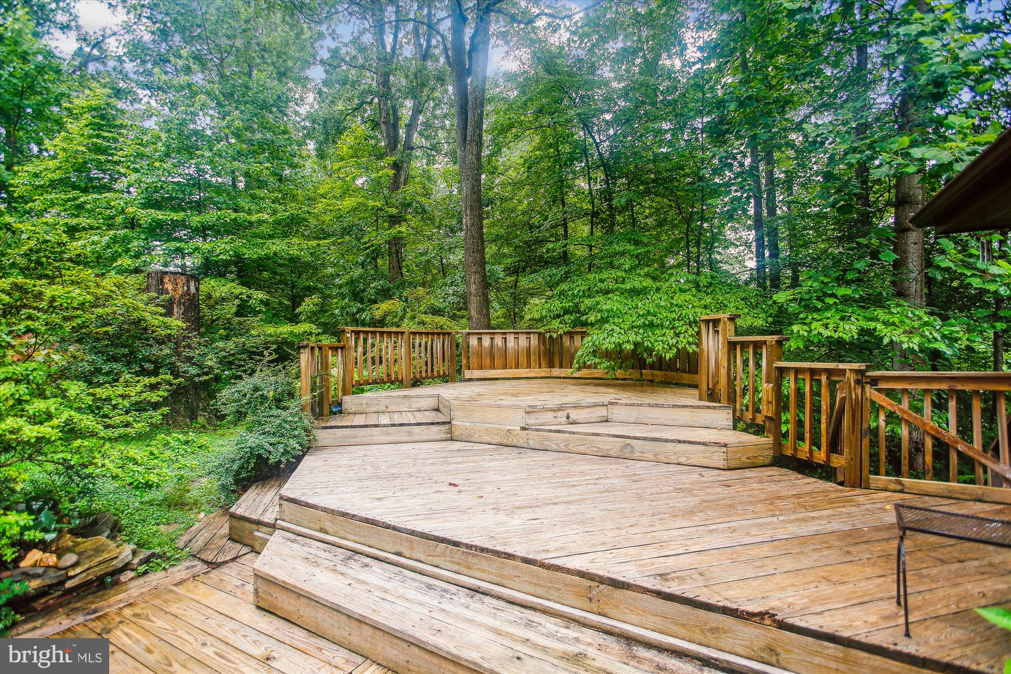 RICH E LAND - Residential