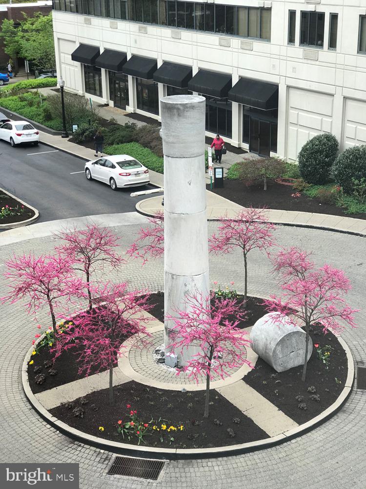 ART MUSEUM AREA - Residential Lease