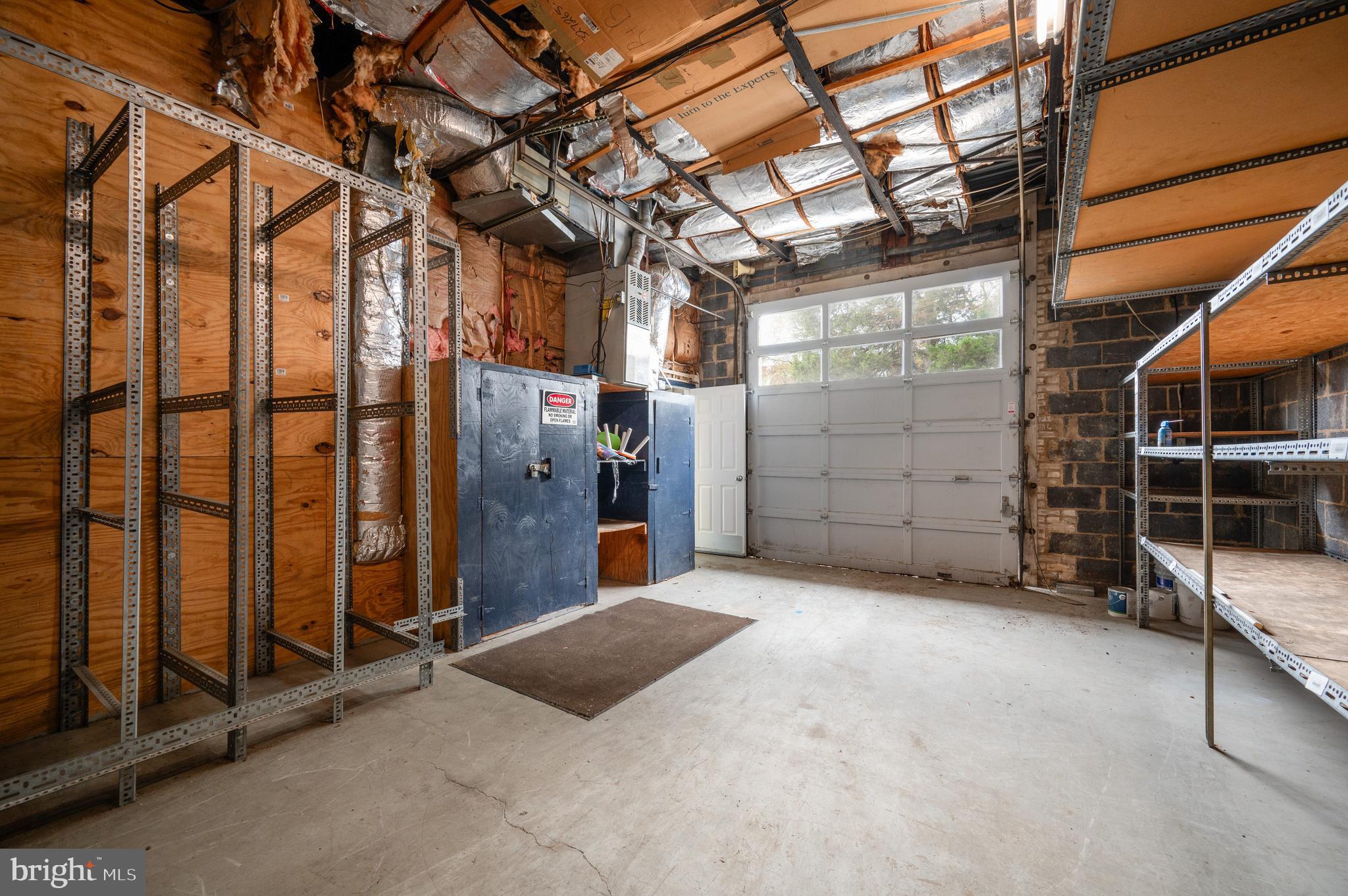 DEL RAY - Commercial Sale