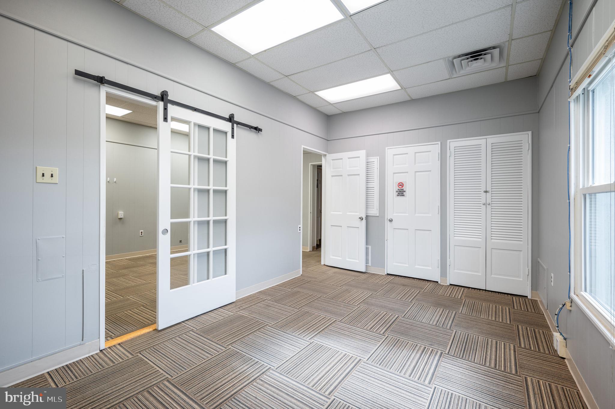 DEL RAY - Commercial Sale