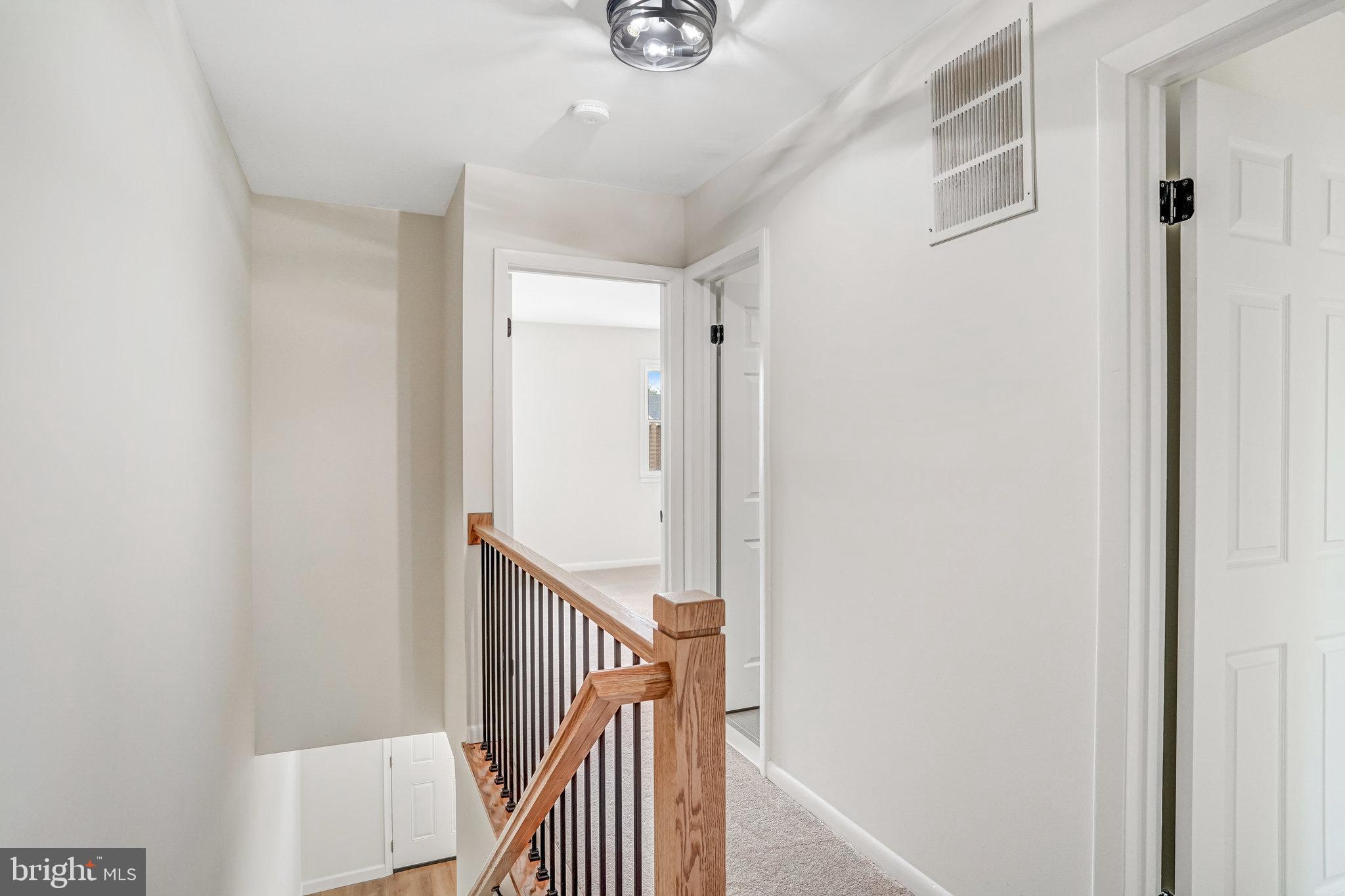 DALE CITY - Residential Lease