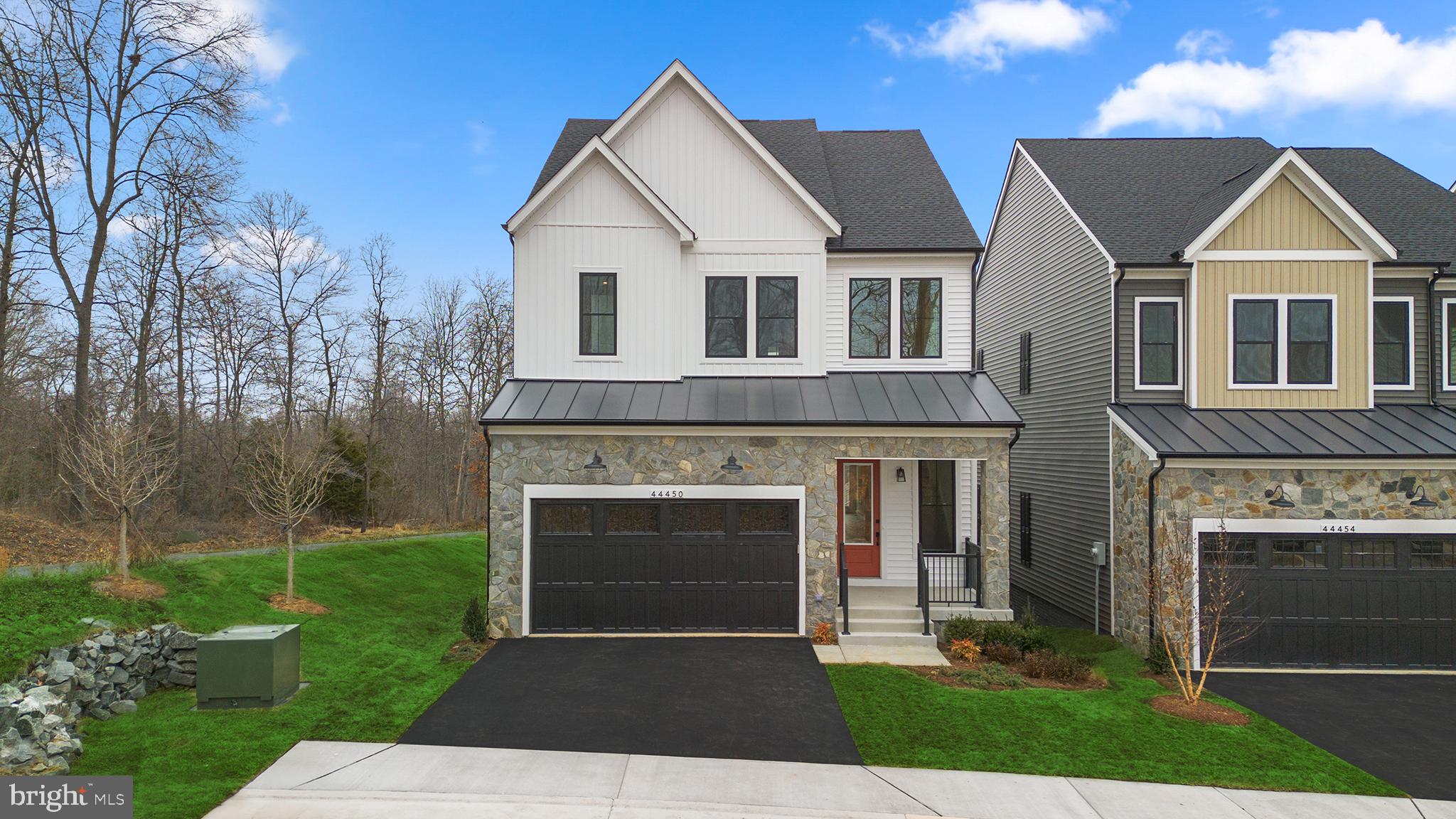 LEXINGTON 7 - Residential