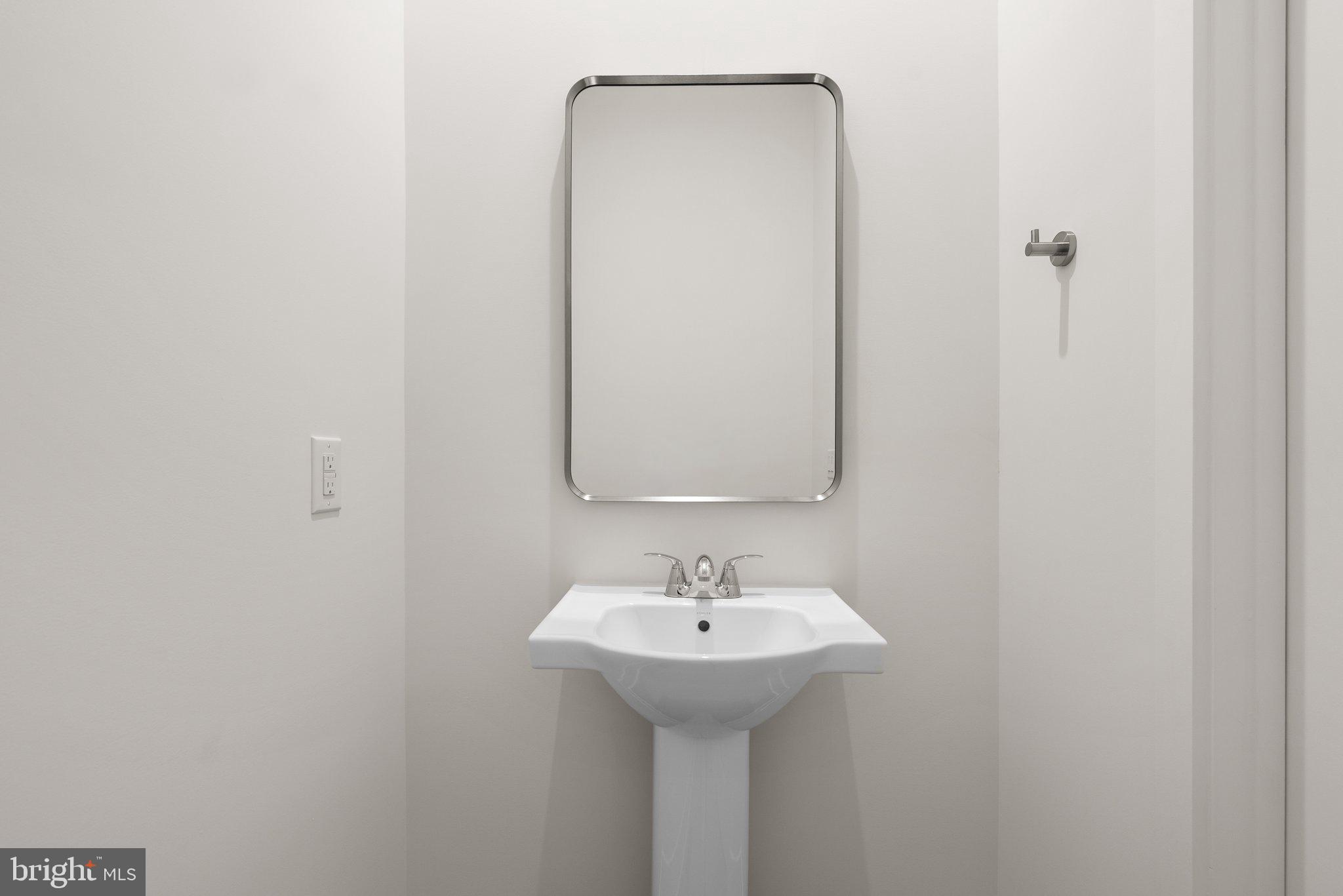 LEXINGTON 7 - Residential