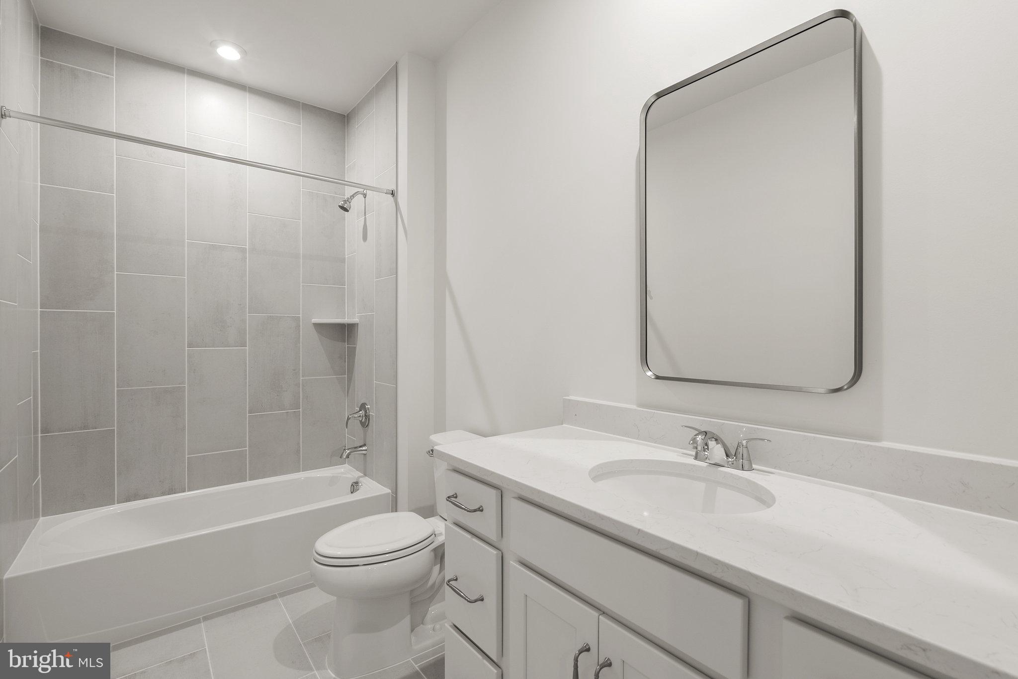 LEXINGTON 7 - Residential