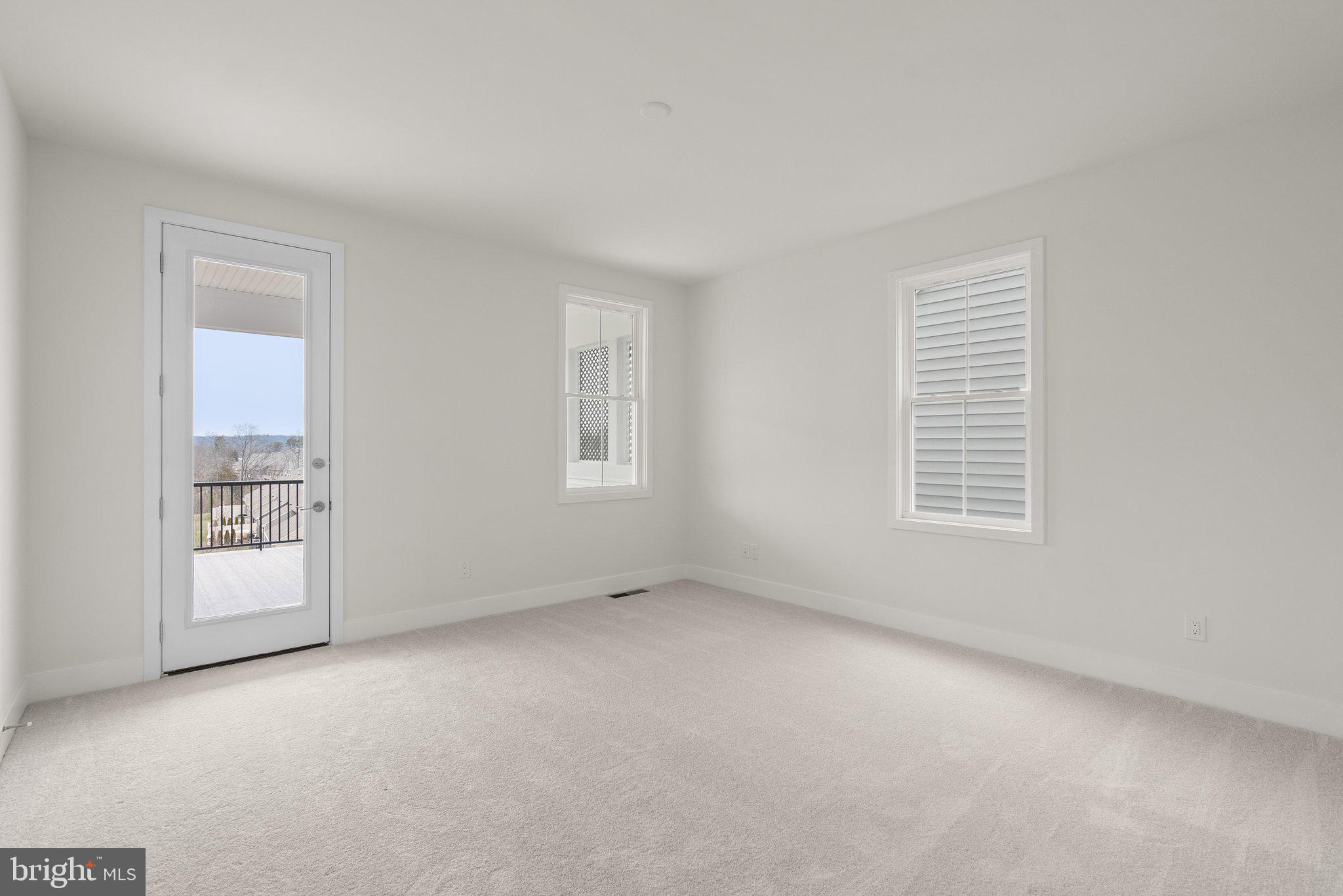 LEXINGTON 7 - Residential