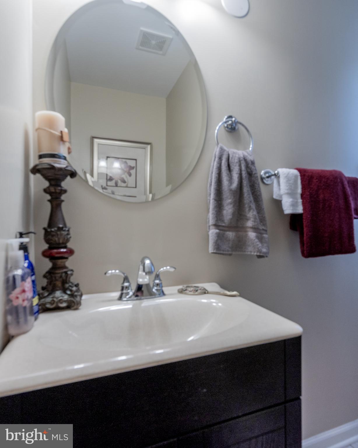 TEMPLE HILLS - Residential