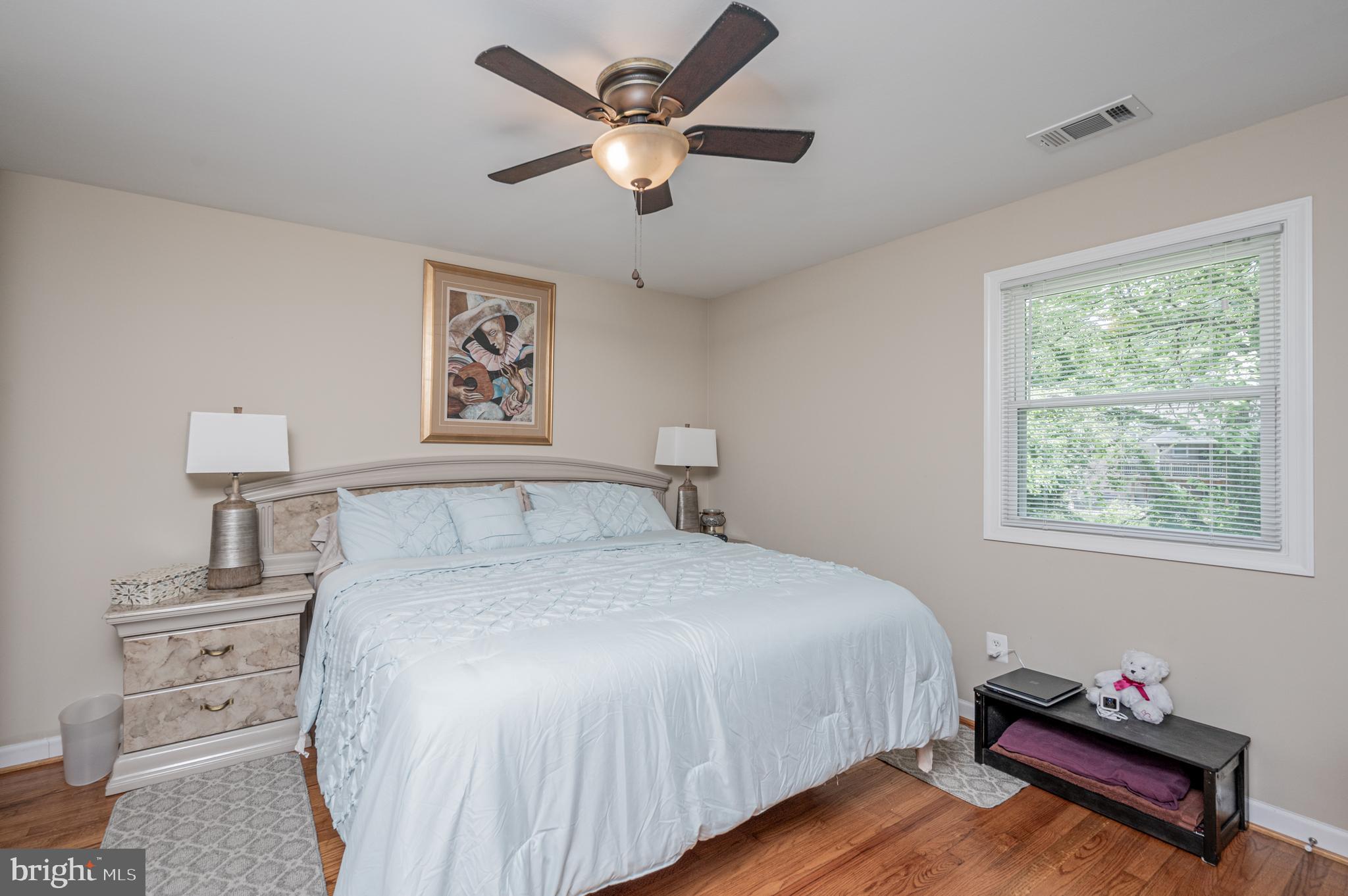 TEMPLE HILLS - Residential