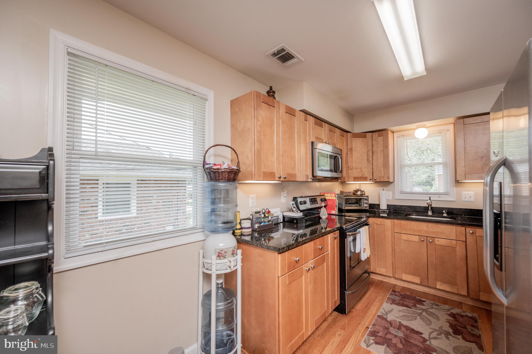 TEMPLE HILLS - Residential