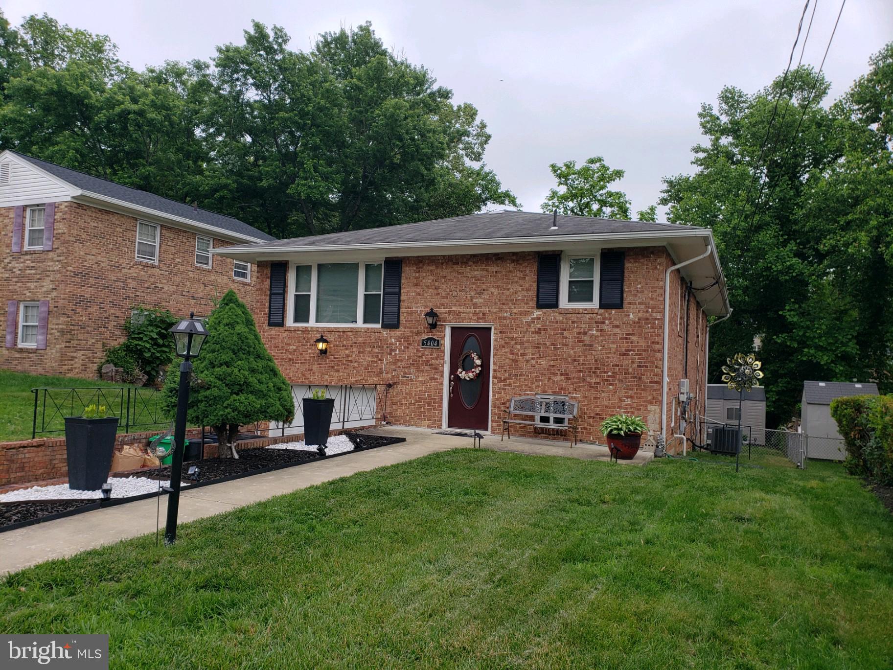 TEMPLE HILLS - Residential