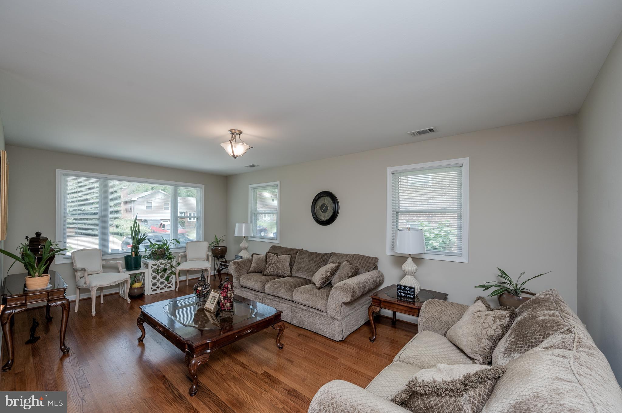 TEMPLE HILLS - Residential