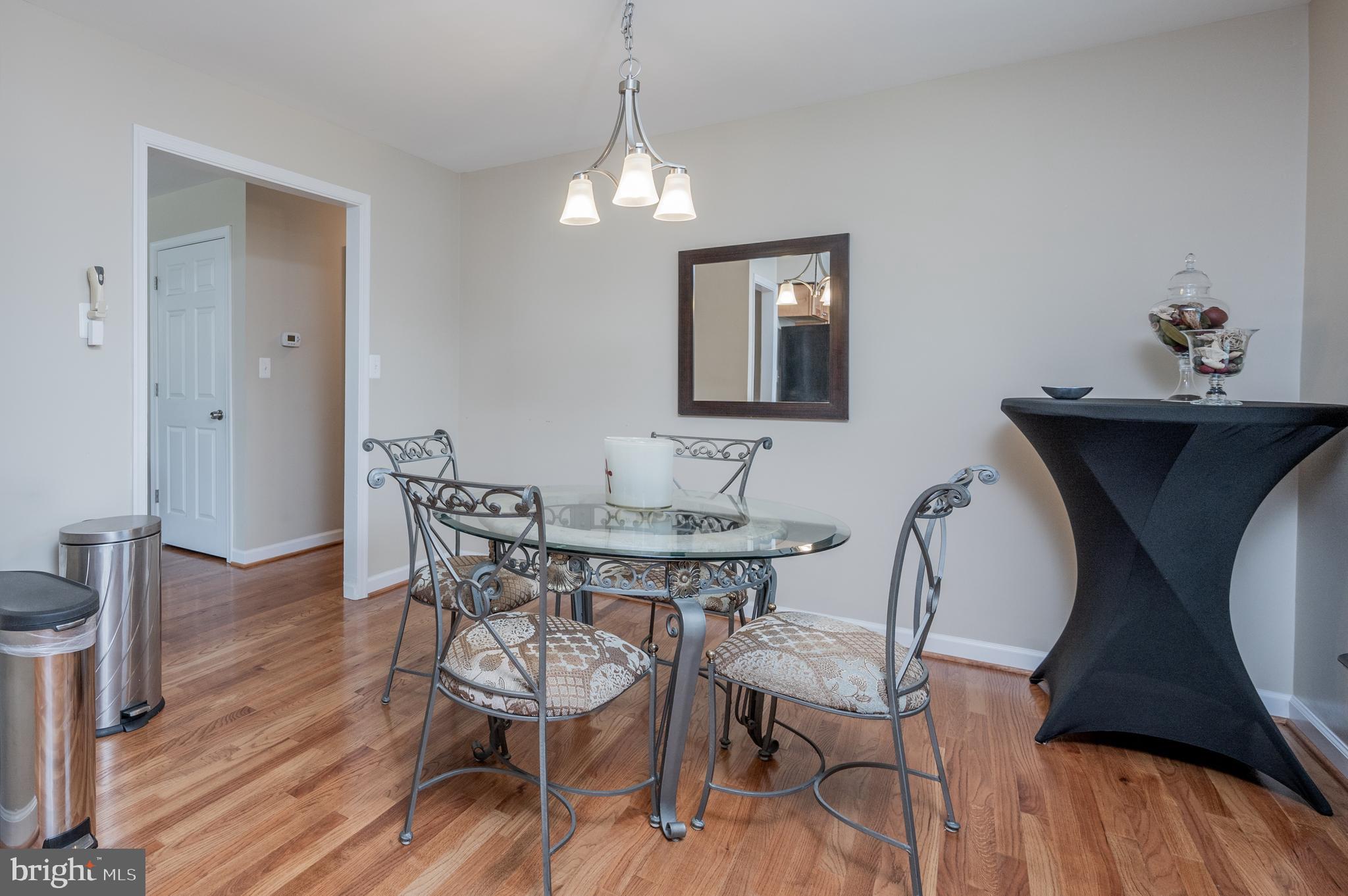 TEMPLE HILLS - Residential