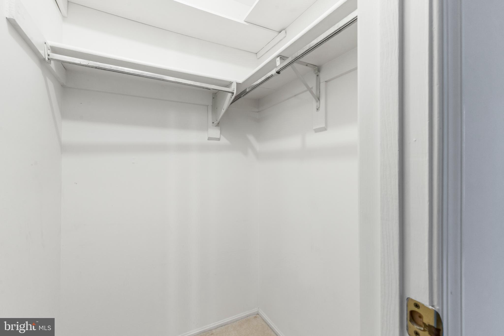 FOX CHAPEL AT TUDOR KNOLLS - Residential