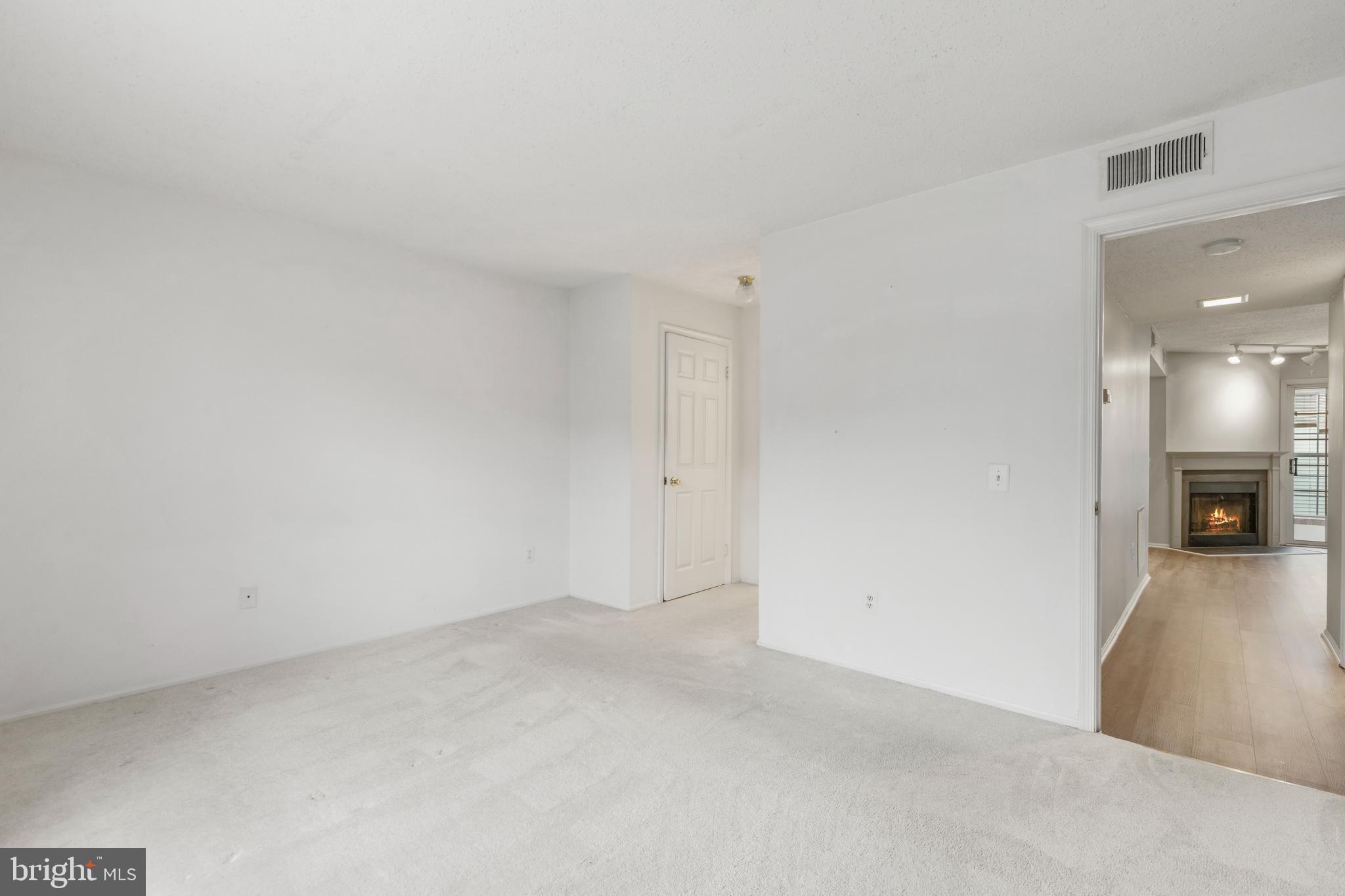 FOX CHAPEL AT TUDOR KNOLLS - Residential