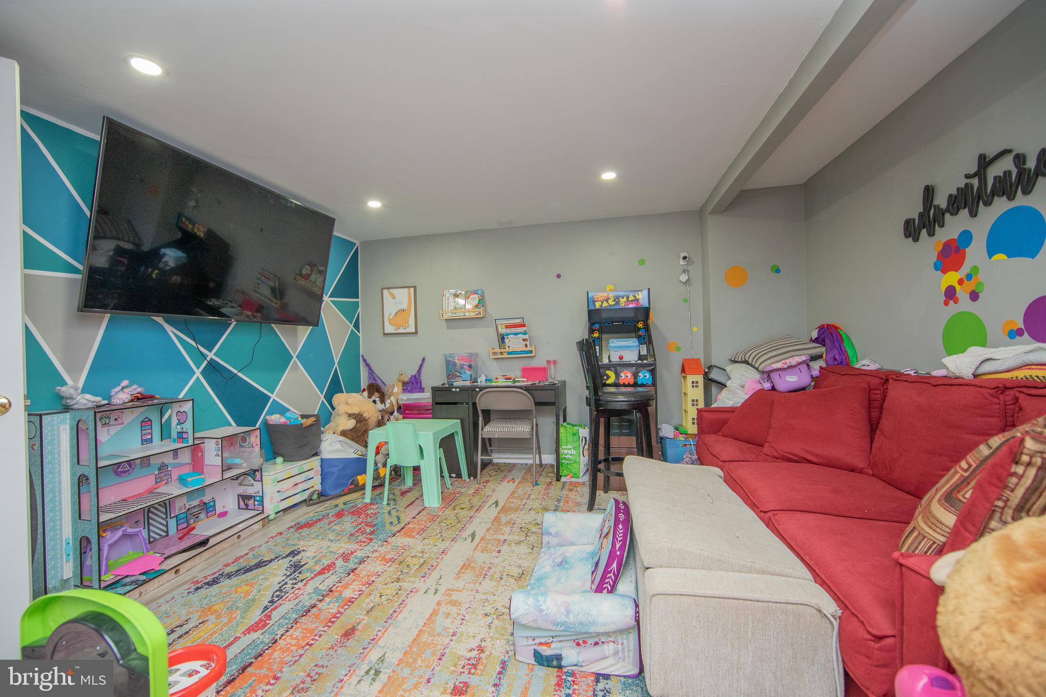 EVERGREEN ACRES - Residential