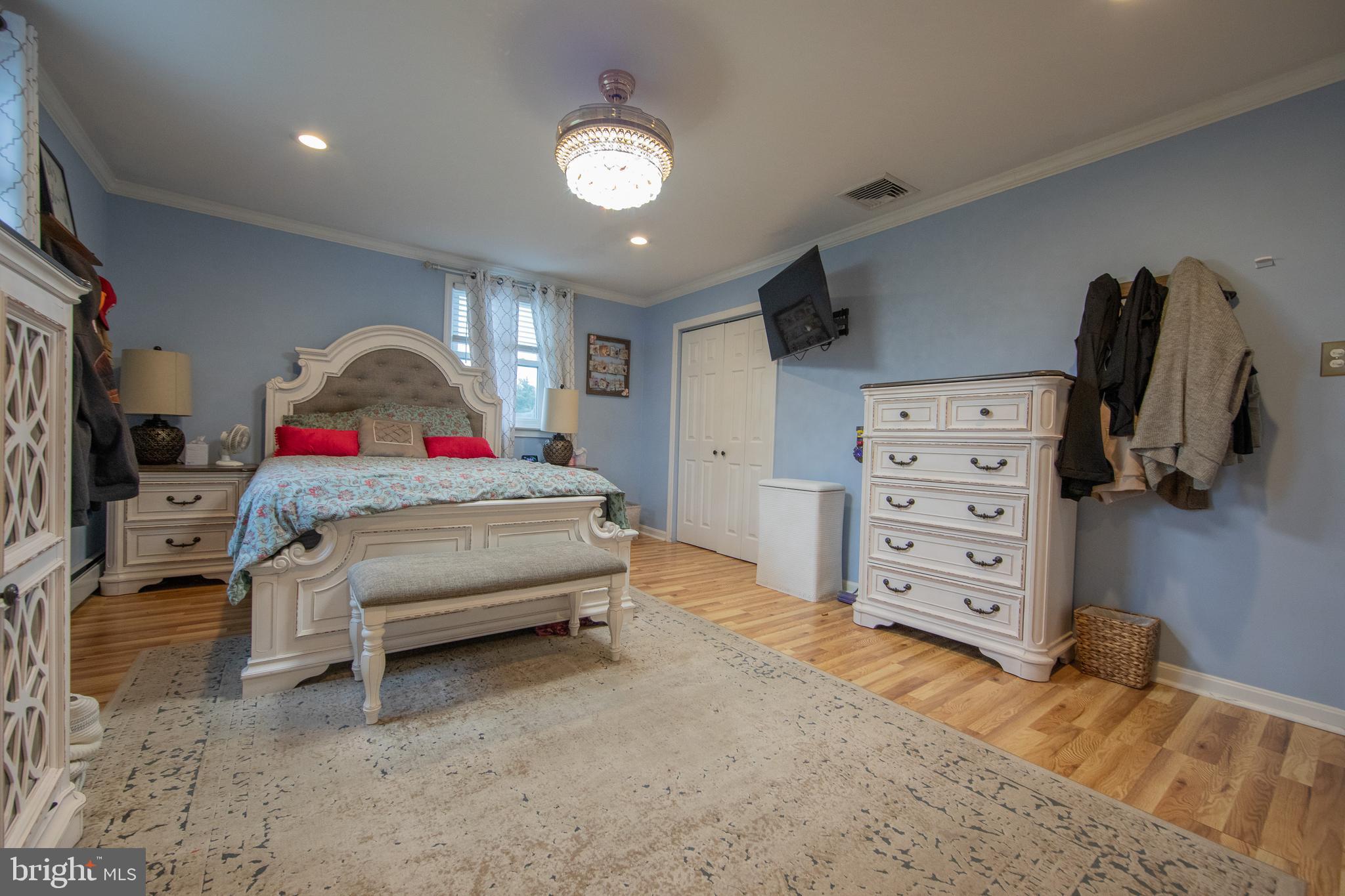 EVERGREEN ACRES - Residential